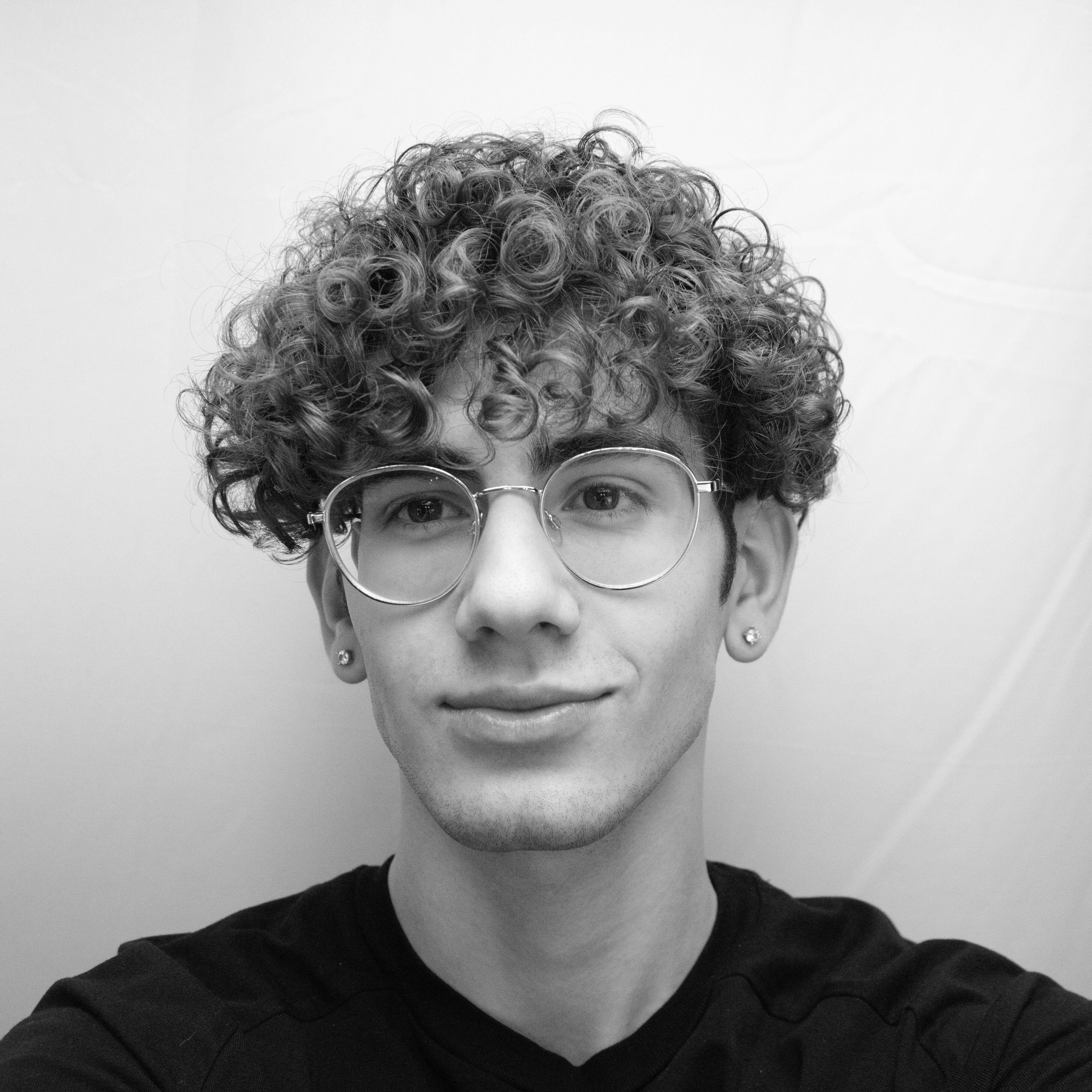 Autorenbild What Would You Ask?