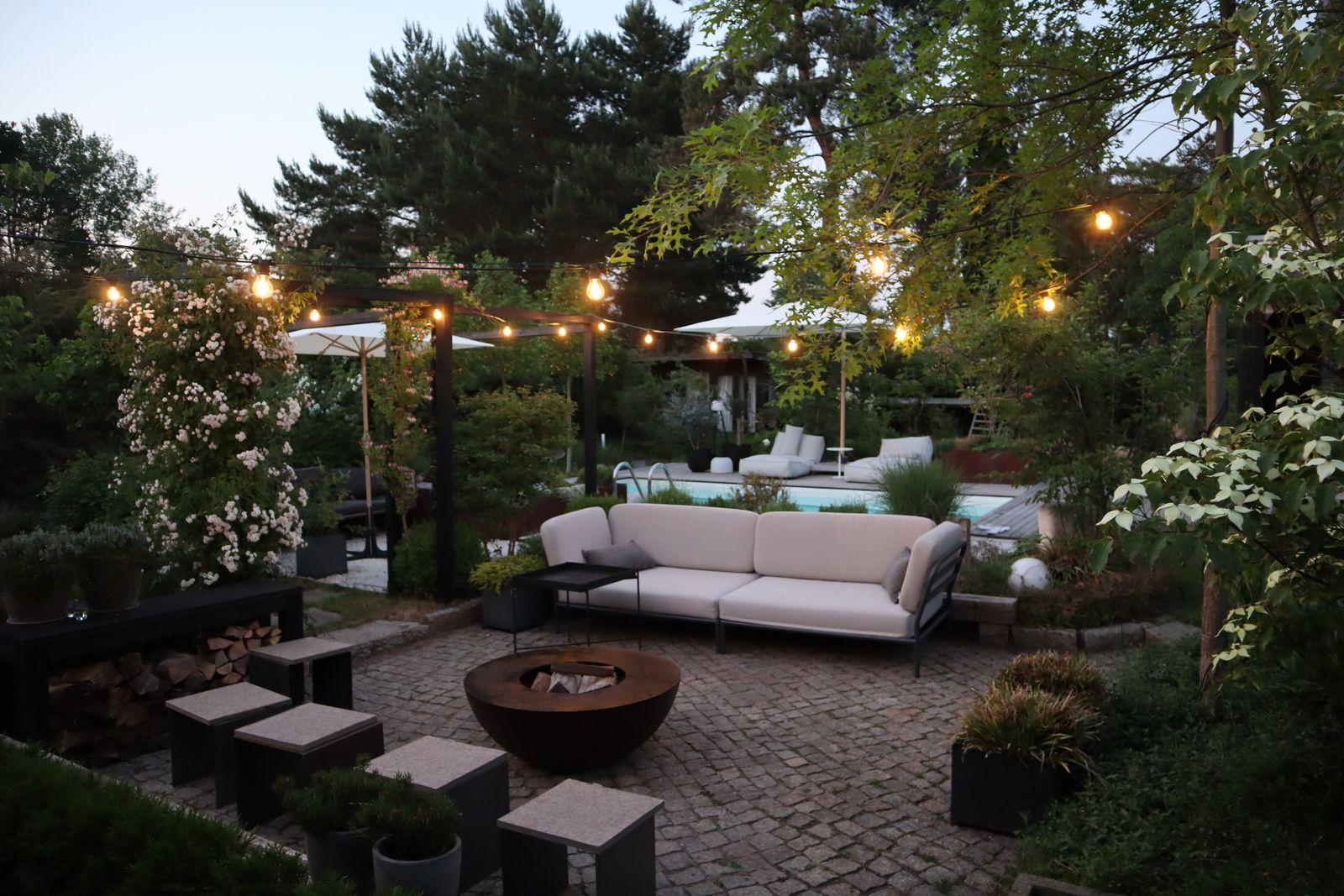 Beispielinhalt (Bild) Zuhause im Skandi-Garten. Inspiration, Dekoideen und Rezepte von Januar bis Dezember