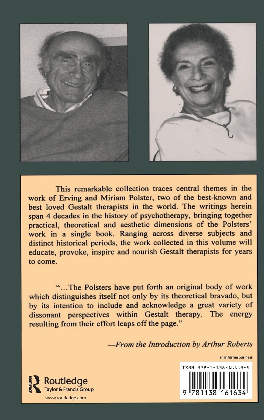 Rückseitencover From the Radical Center