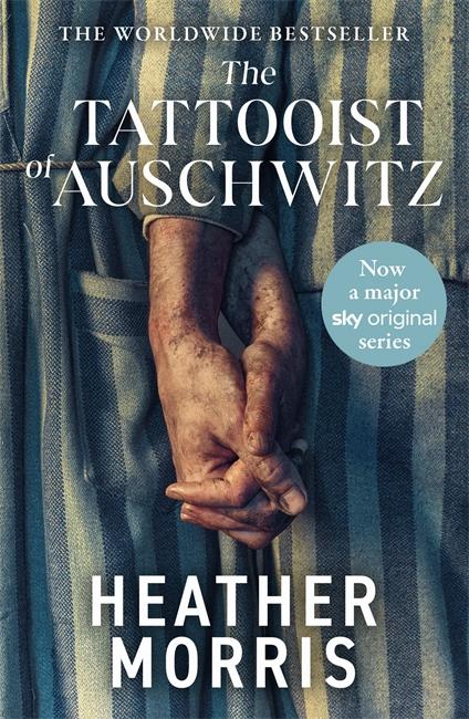 Vorderes Coverbild The Tattooist of Auschwitz. Film Tie-In