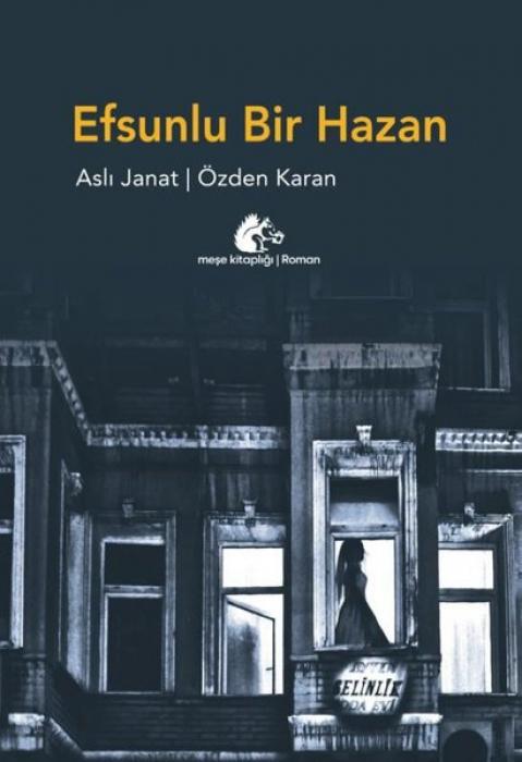 Vorderes Coverbild Efsunlu Bir Hazan