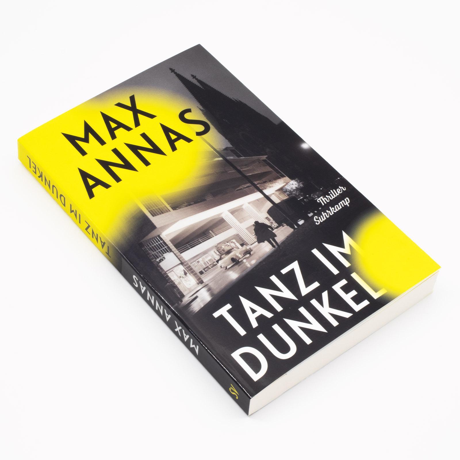 Beispielinhalt (Bild) Tanz im Dunkel