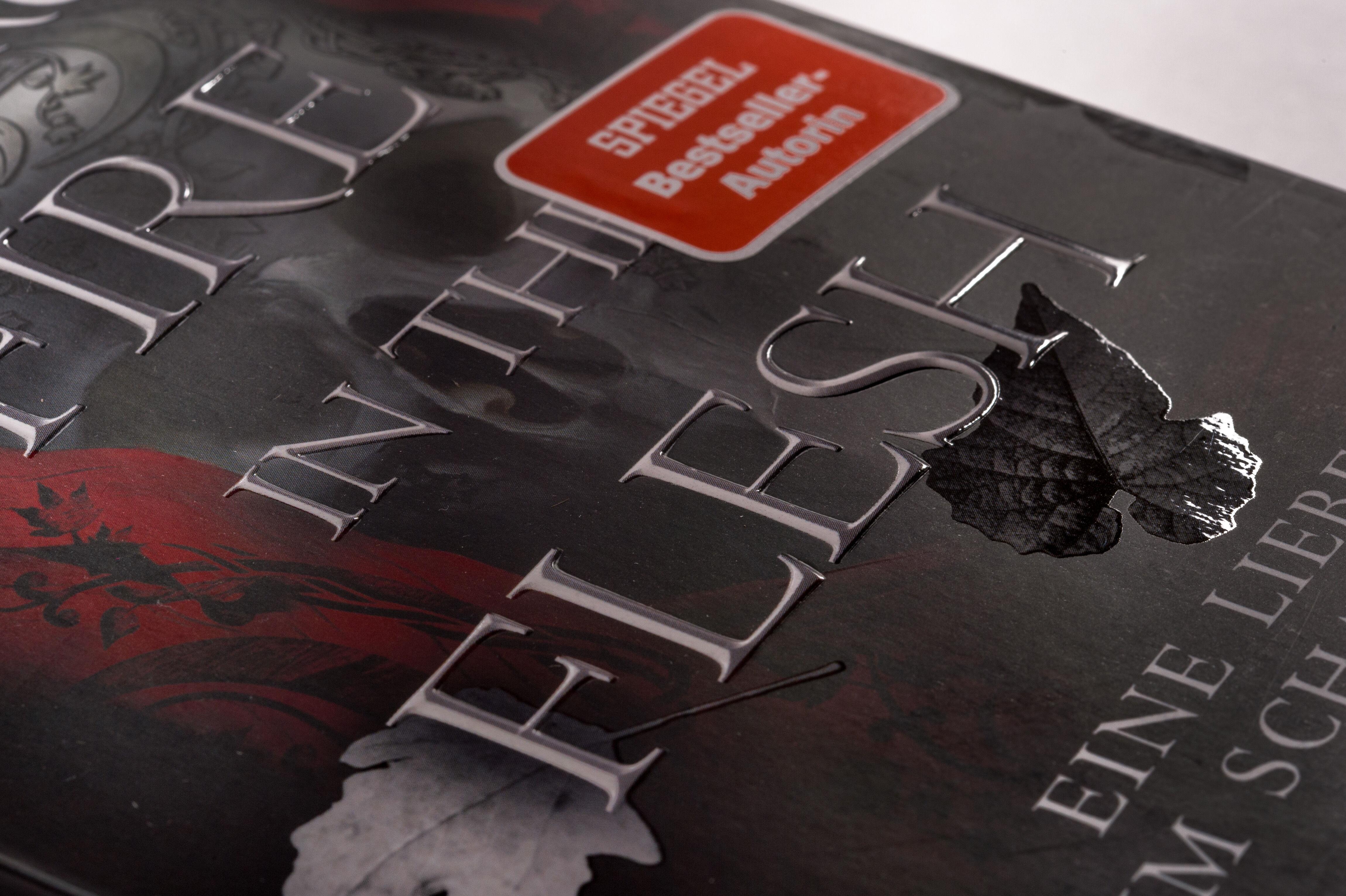 Beispielinhalt (Bild) Fire in the Flesh - Eine Liebe im Schatten