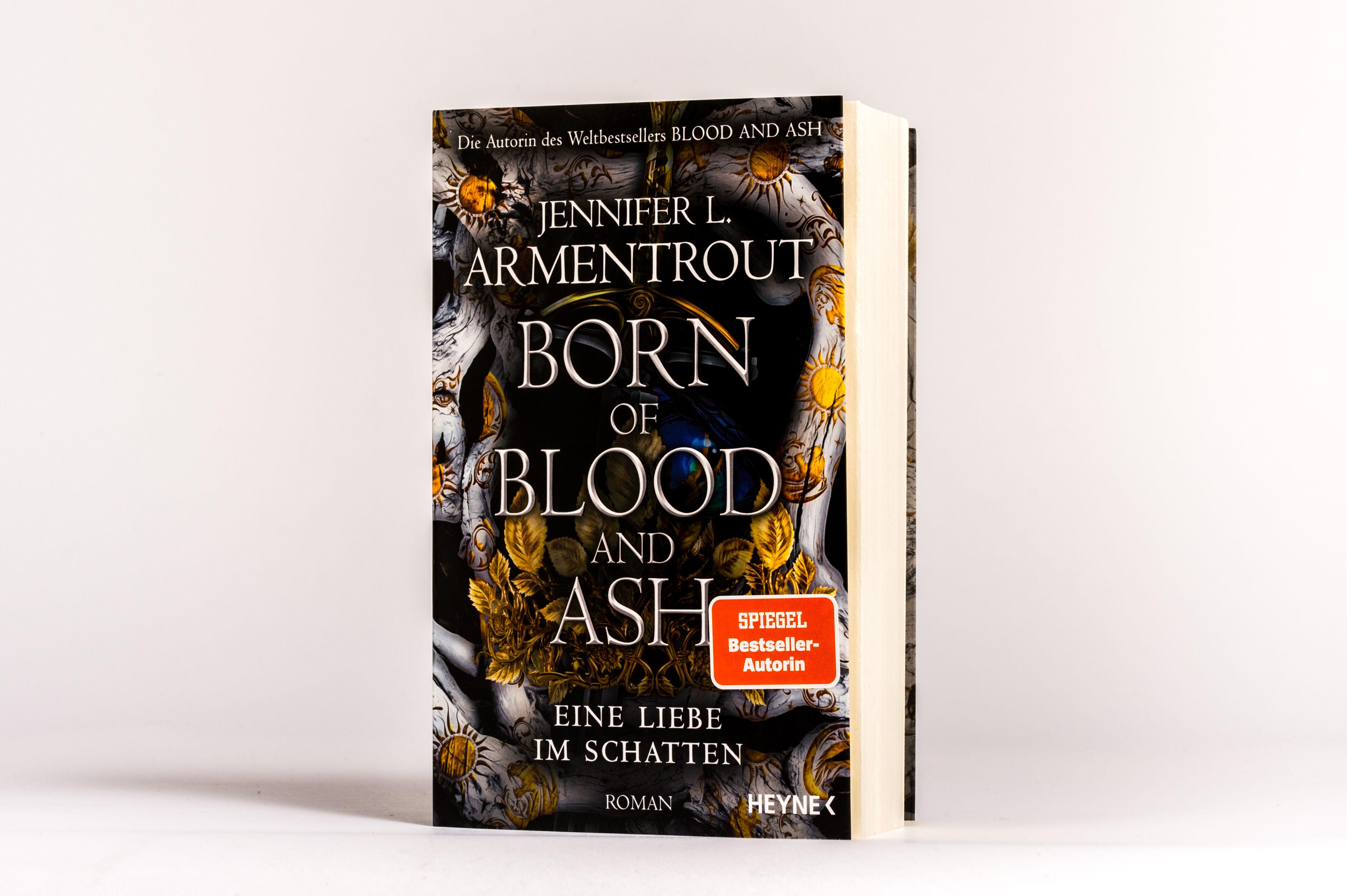 Beispielinhalt (Bild) Born of Blood and Ash - Eine Liebe im Schatten