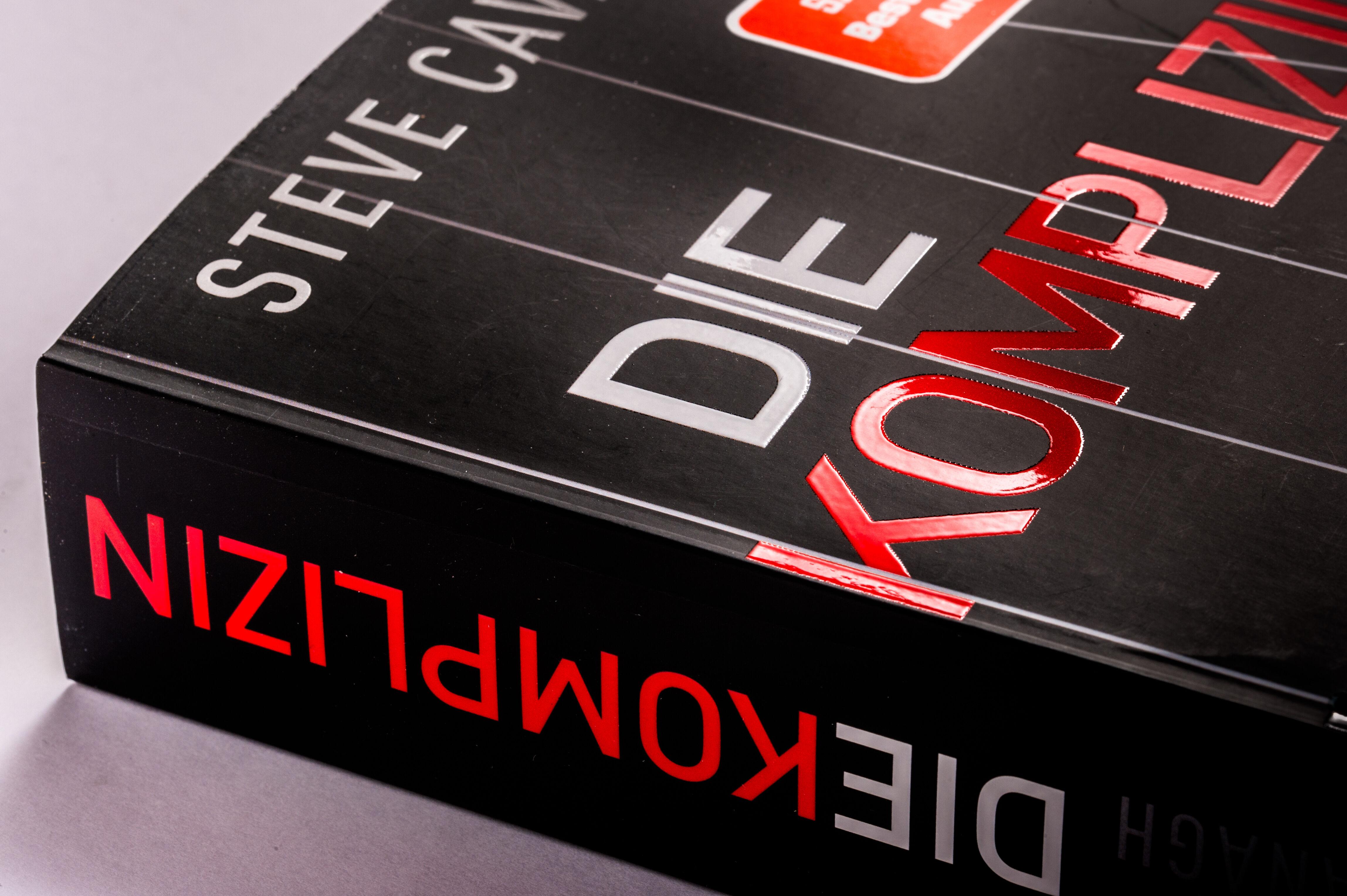 Beispielinhalt (Bild) Die Komplizin - Ihr Mann ist ein Serienkiller. Was ist sie - Täterin oder Opfer?