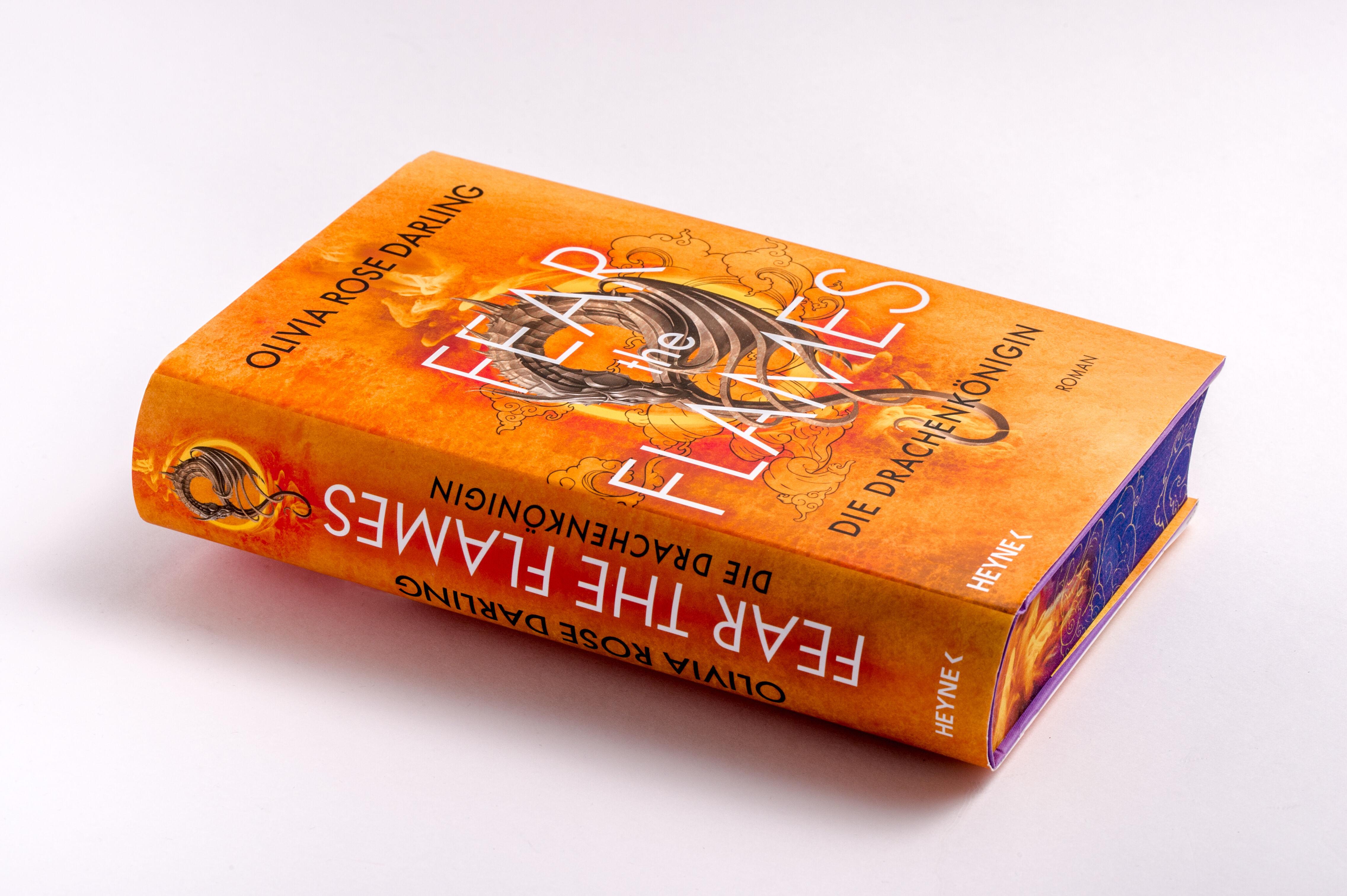 Beispielinhalt (Bild) Fear the Flames - Die Drachenkönigin