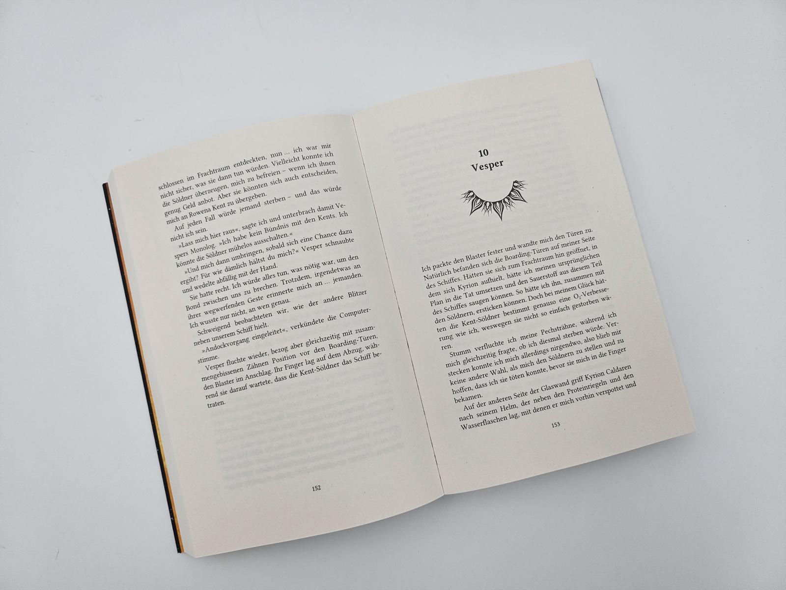 Beispielinhalt (Bild) Crashing Stars