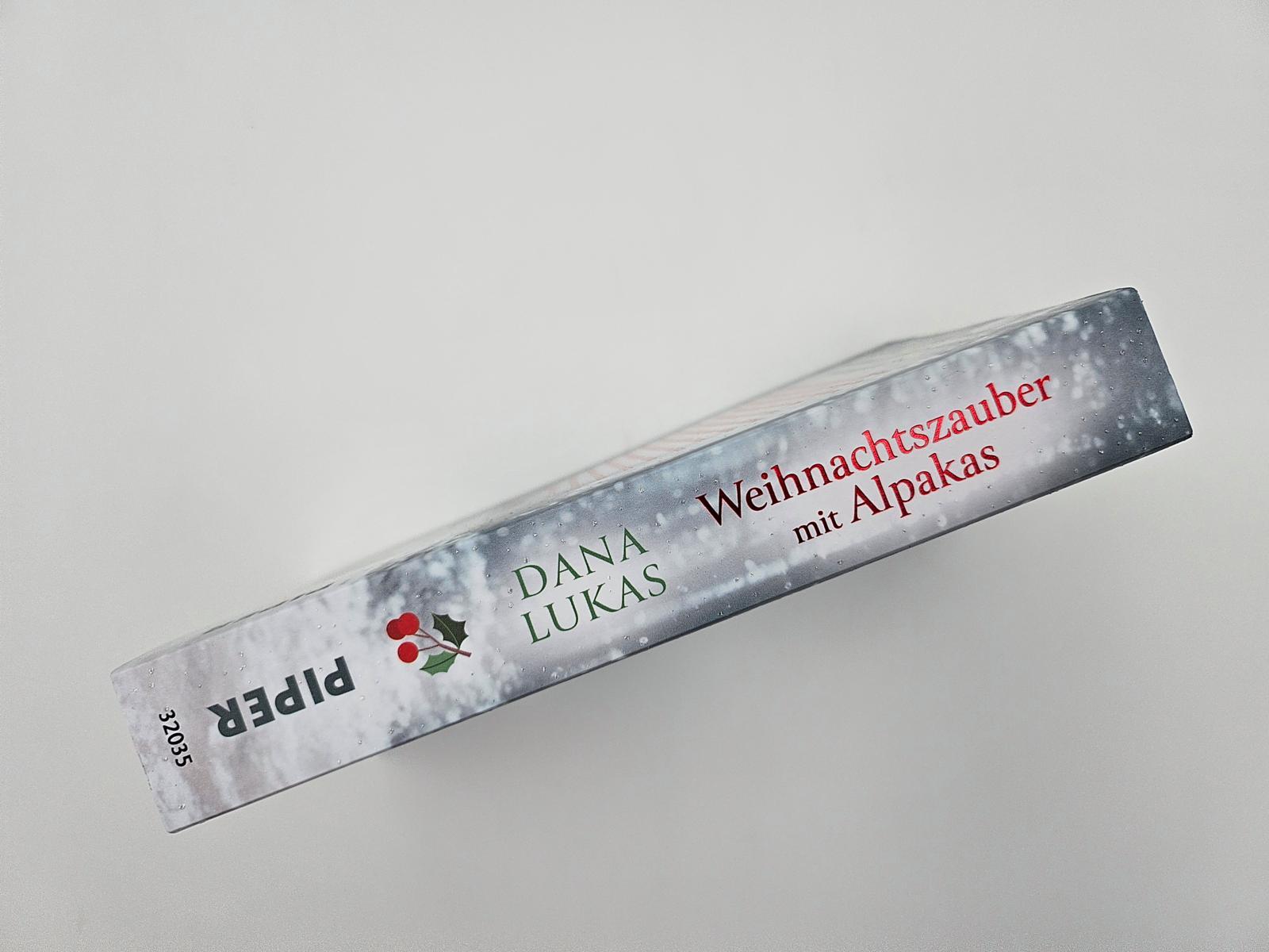 Beispielinhalt (Bild) Weihnachtszauber mit Alpakas