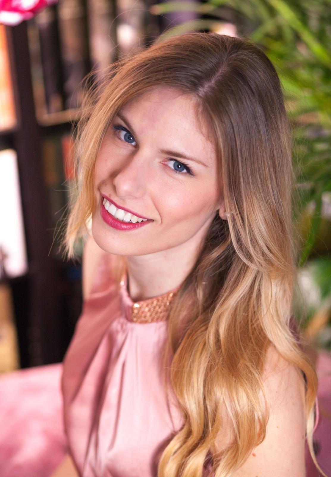 Autorenbild King of Ash and Dust