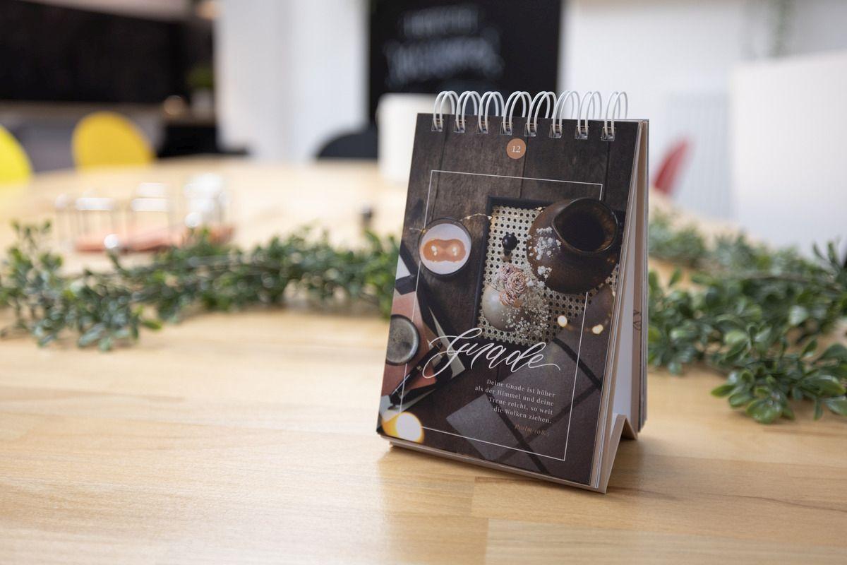 Beispielinhalt (Bild) Blühende Worte - Adventskalender