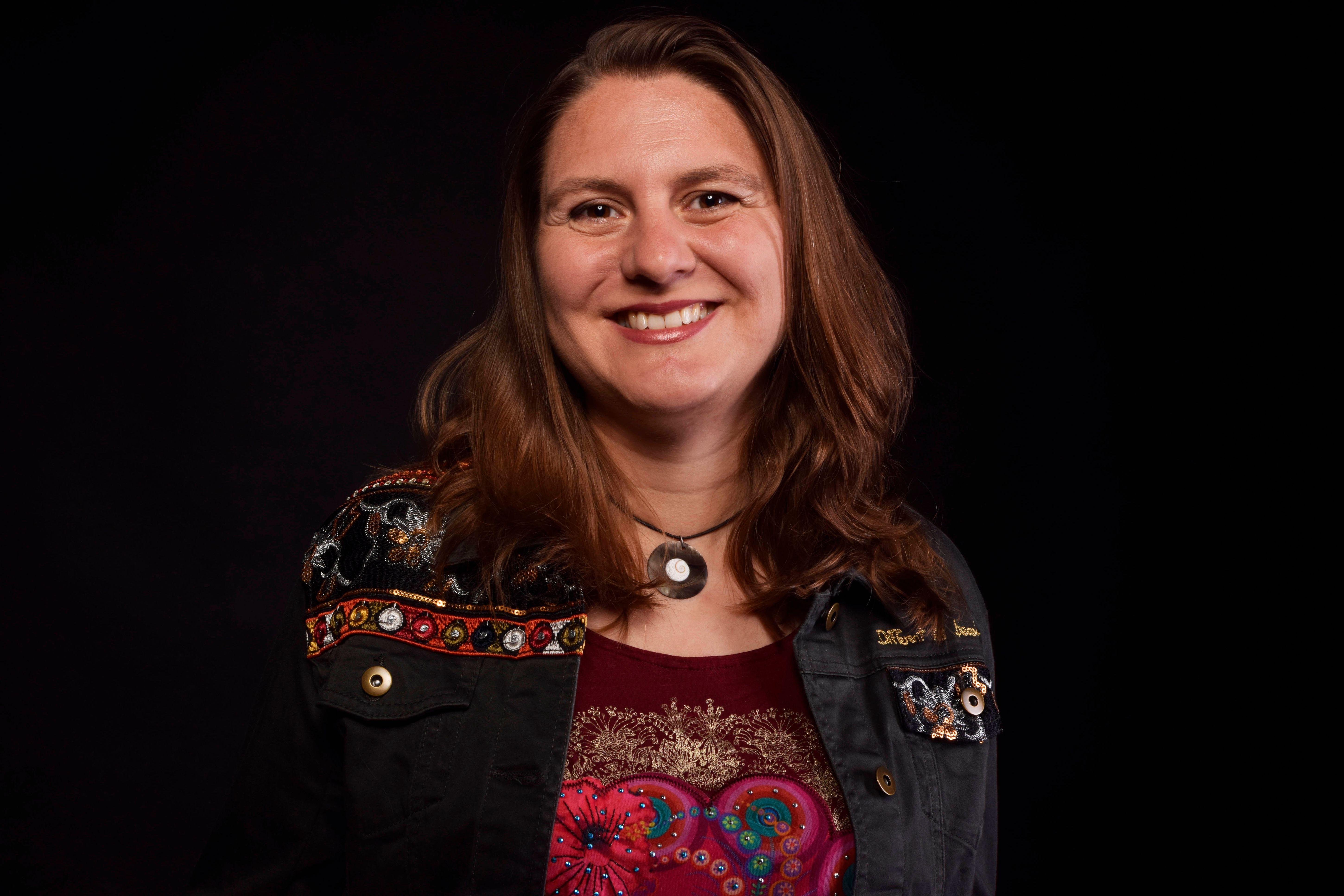 Autorenbild LESEZUG/2. Klasse - Lesestufe 2: Haki Hai - spitze Zähne, großes Herz