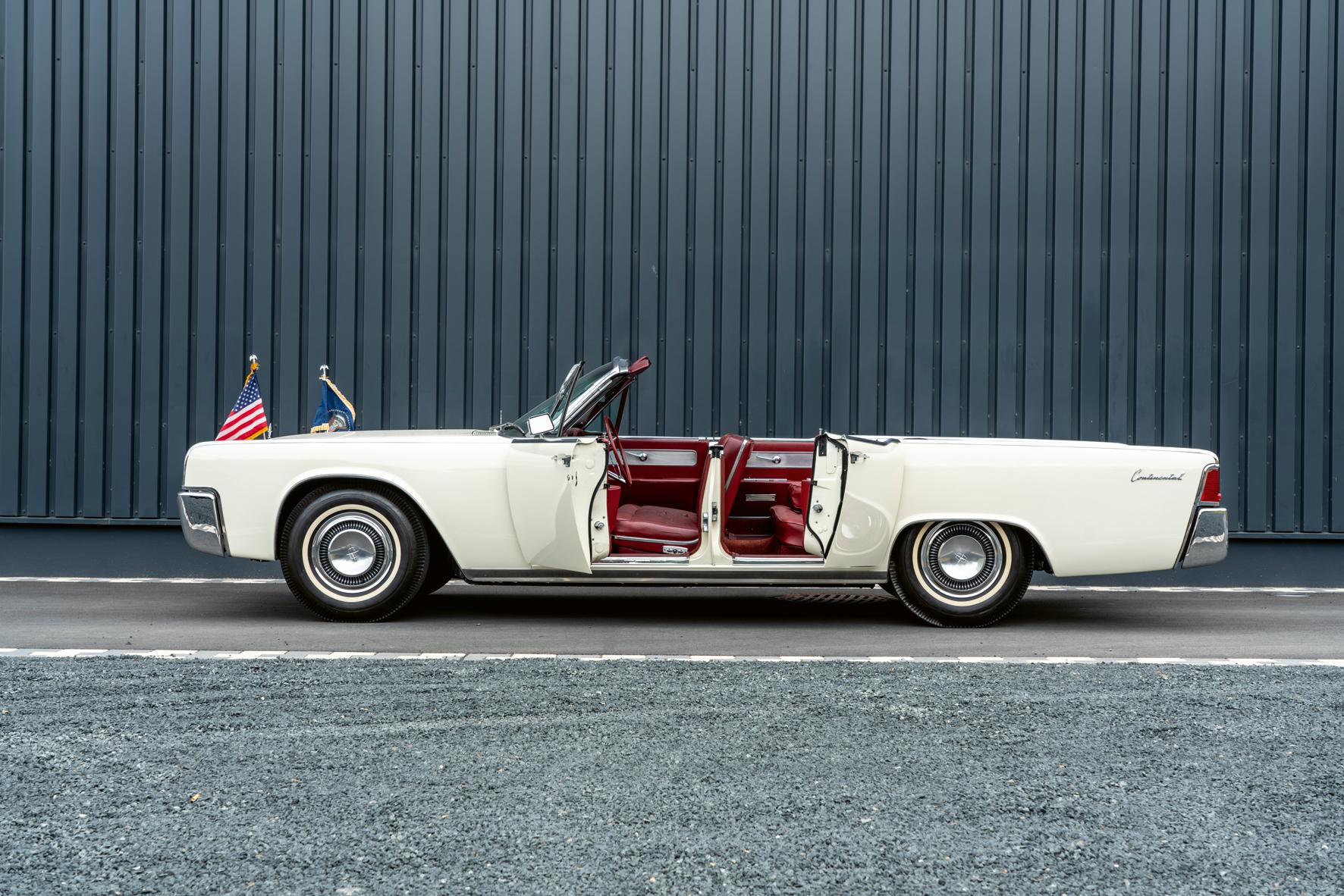 Beispielinhalt (Bild) Classic Cars Review