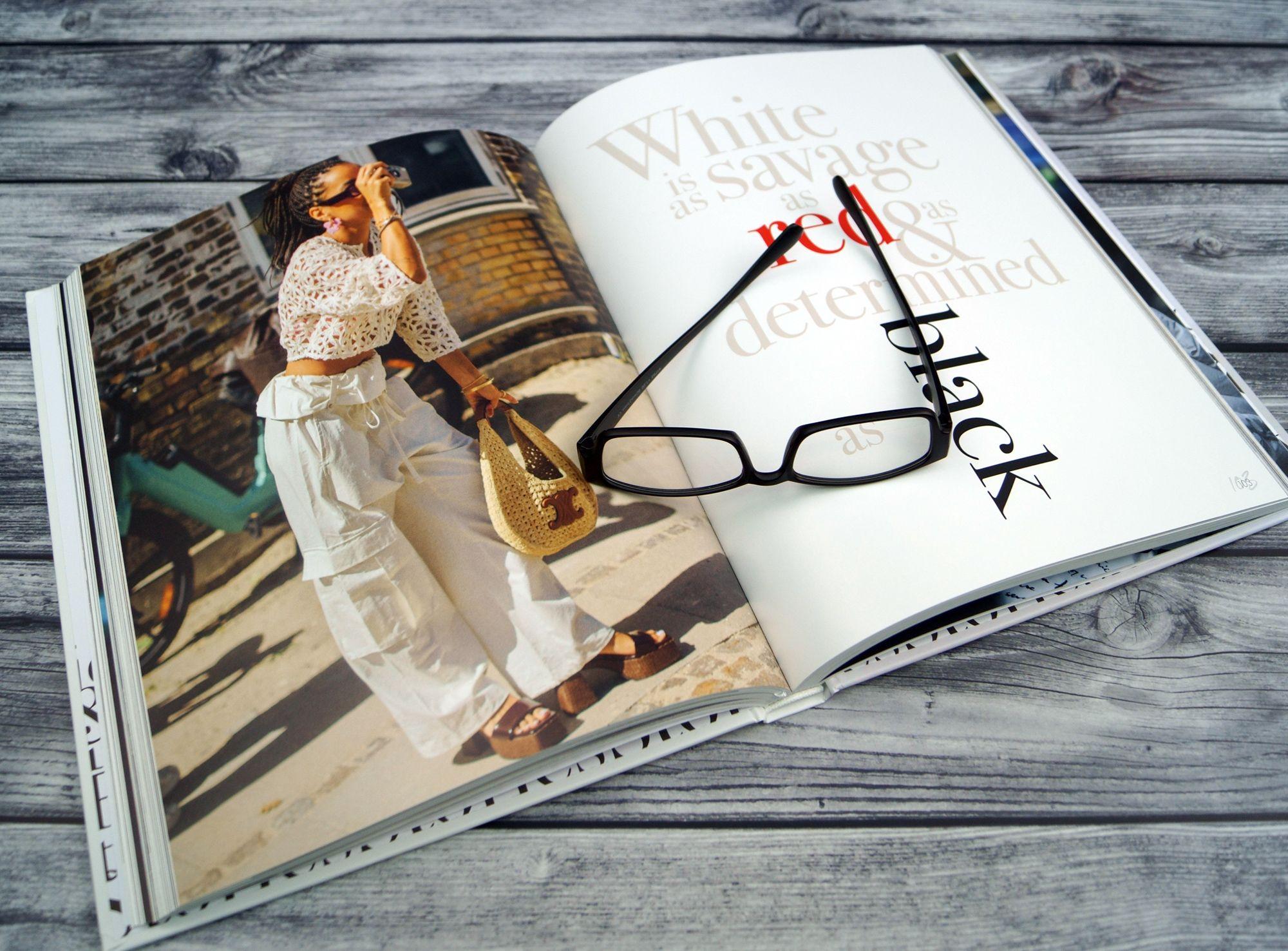 Beispielinhalt (Bild) The White Book