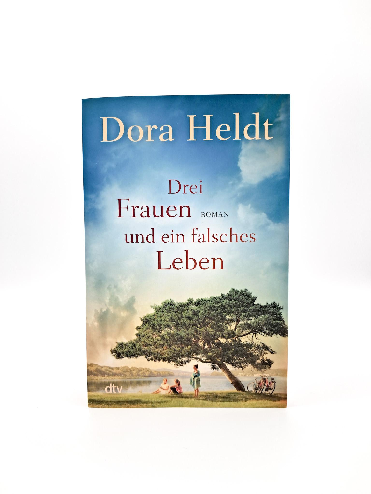 Beispielinhalt (Bild) Drei Frauen und ein falsches Leben