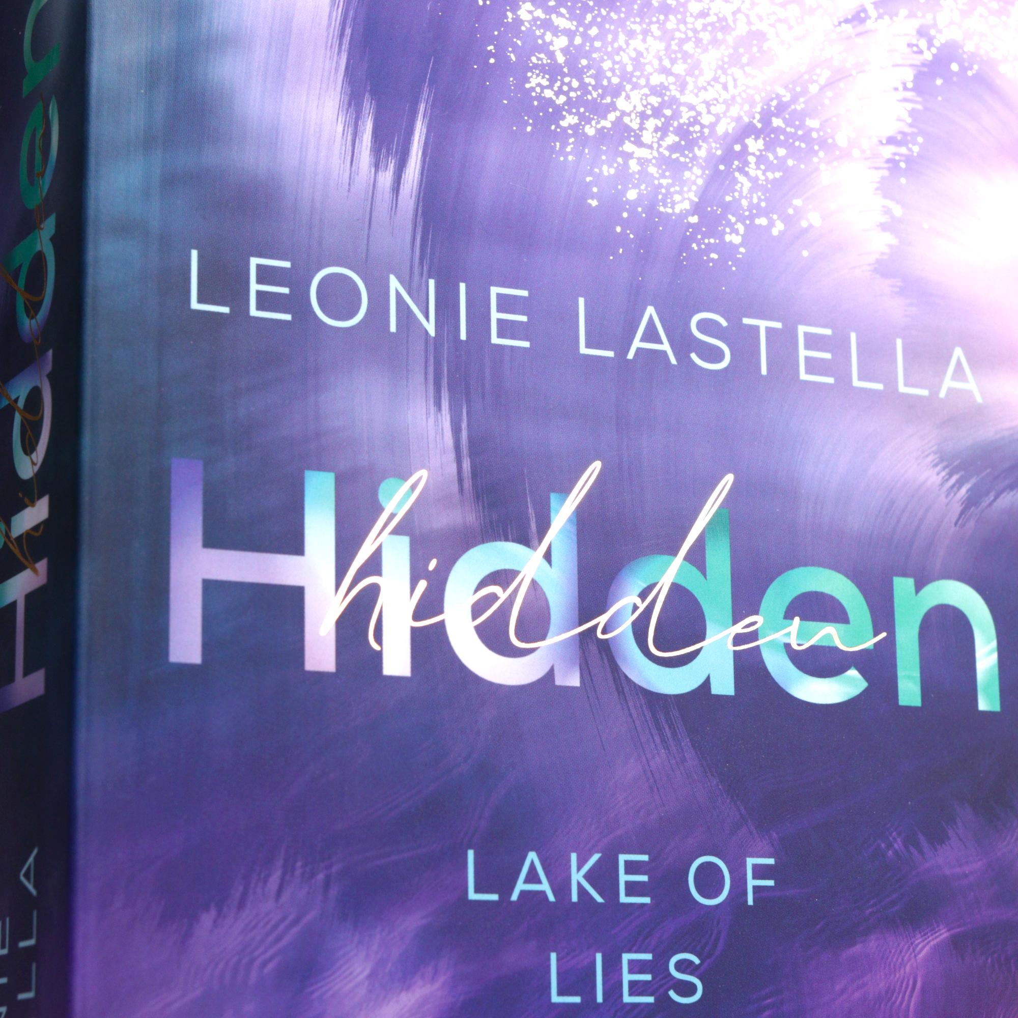 Beispielinhalt (Bild) Lake of Lies - Hidden