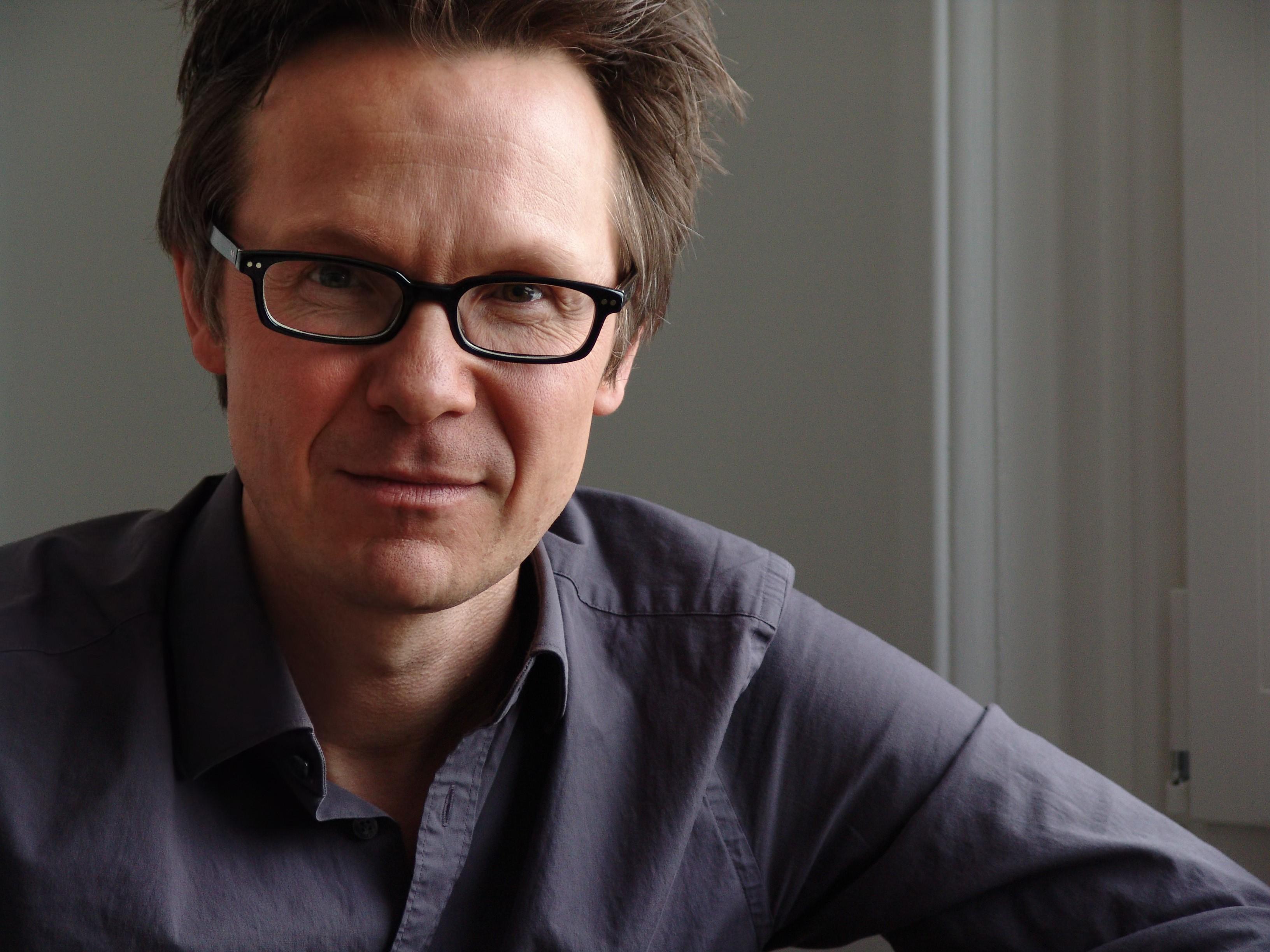 Autorenbild Entweder der Baum steht schief oder ich