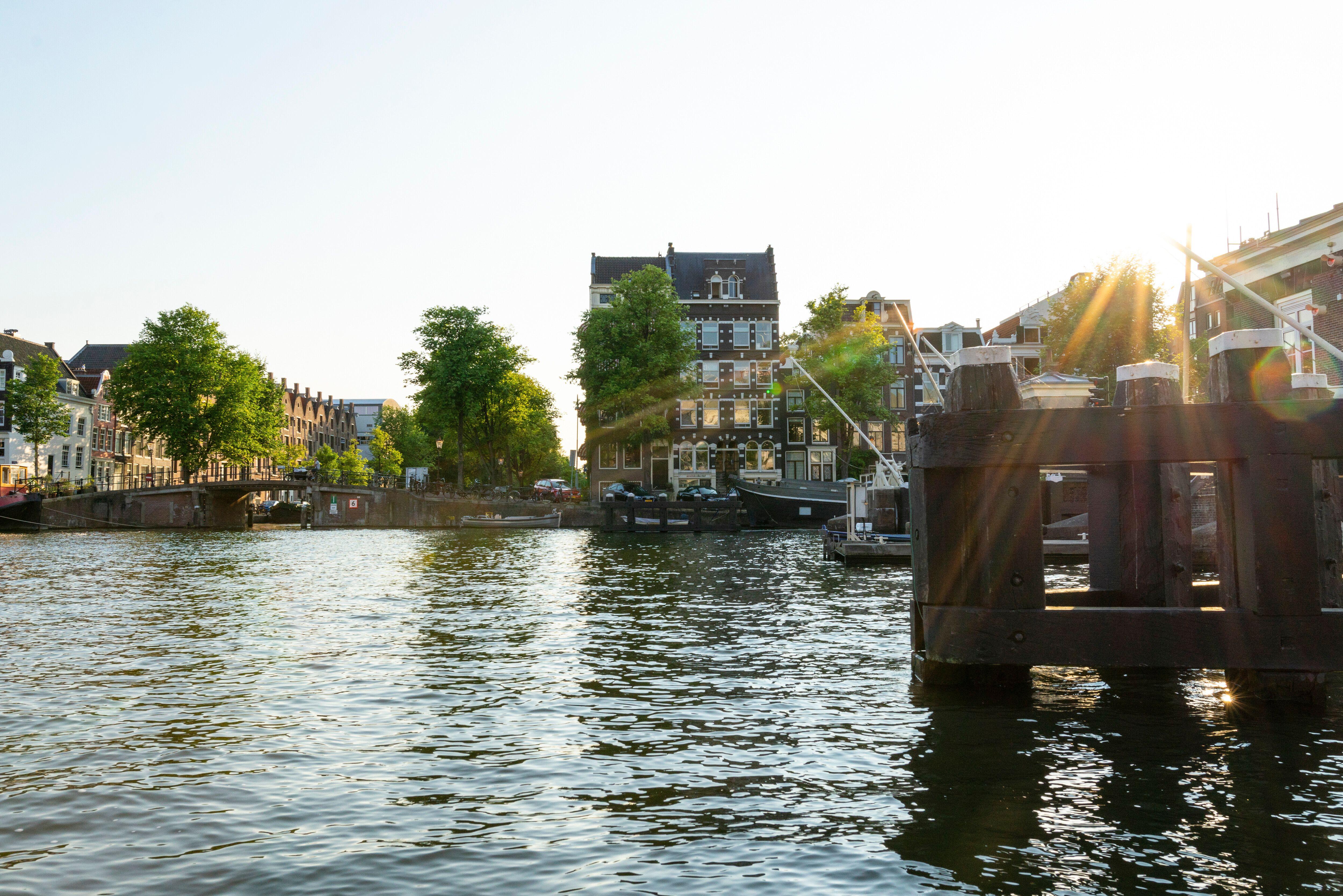 Beispielinhalt (Bild) Hello Amsterdam: 27 Tips on cafés, culture and more