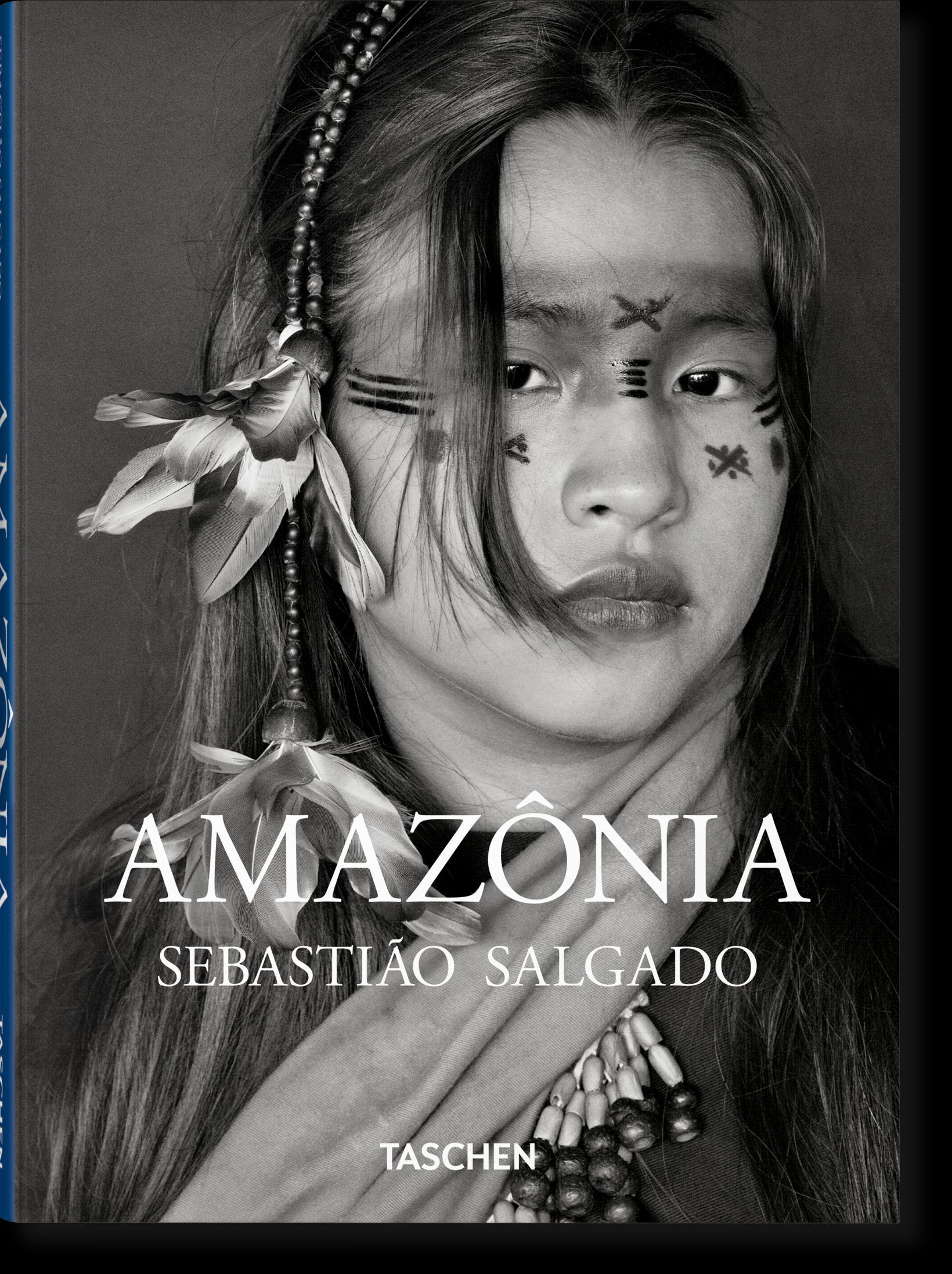 Vorderes Coverbild Sebastião Salgado. Amazônia