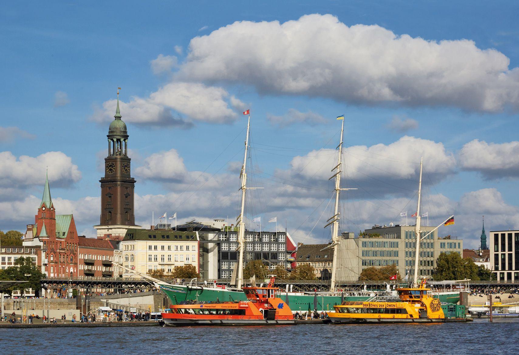 Beispielinhalt (Bild) HAMBURG 2025. 3-Monats-Tischkalender