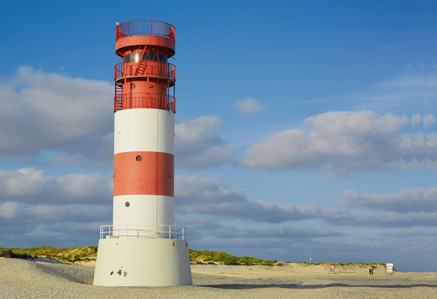 Beispielinhalt (Bild) Leuchttürme 2025. 3-Monats-Tischkalender