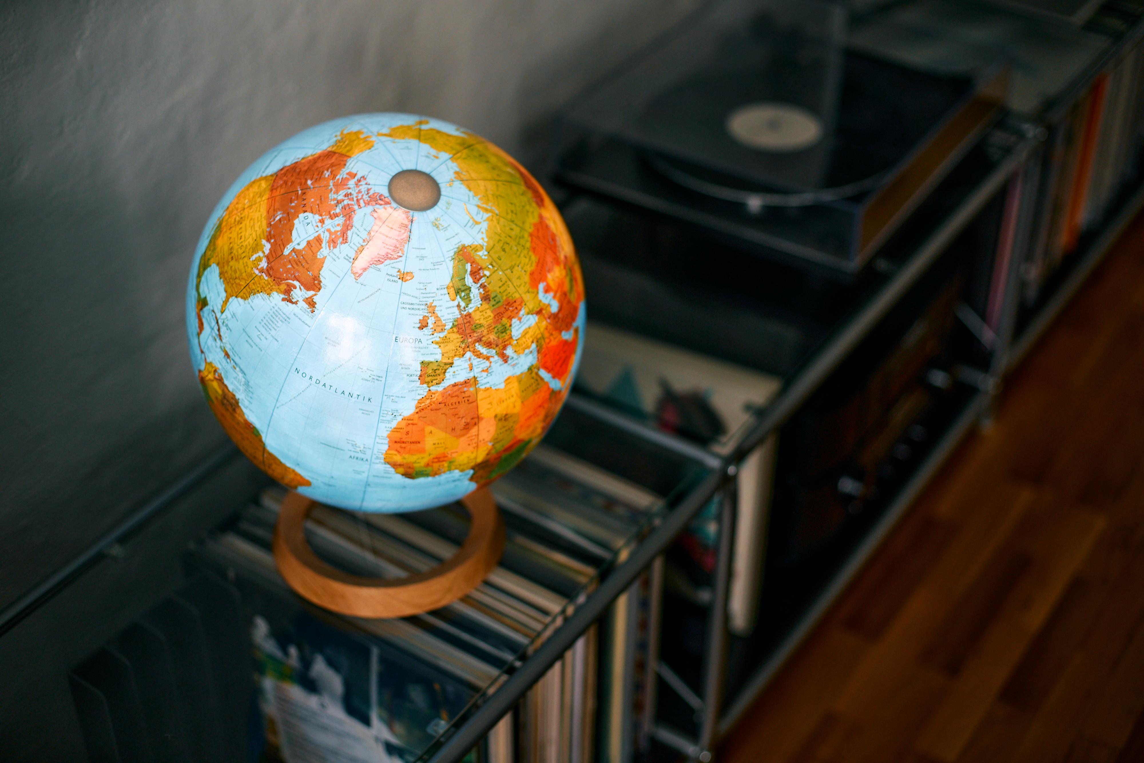 Rückseitencover Handkaschierter Globus DFNI 3000