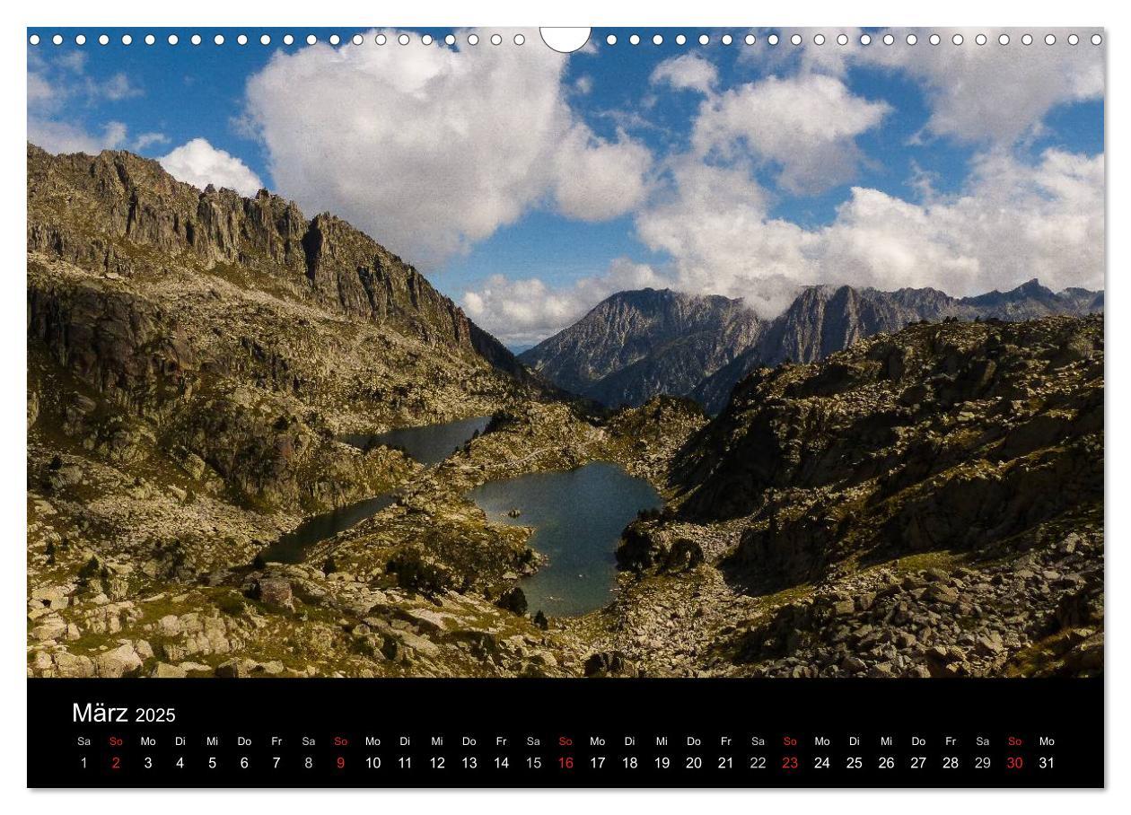Beispielinhalt (Bild) Spanische - Pyrenäen Carros de Foc (Wandkalender 2025 DIN A3 quer), CALVENDO Monatskalender