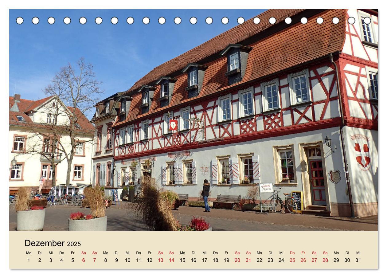 Beispielinhalt (Bild) Entlang der Bergstraße Burgen, Wein und Fachwerk (Tischkalender 2025 DIN A5 quer), CALVENDO Monatskalender