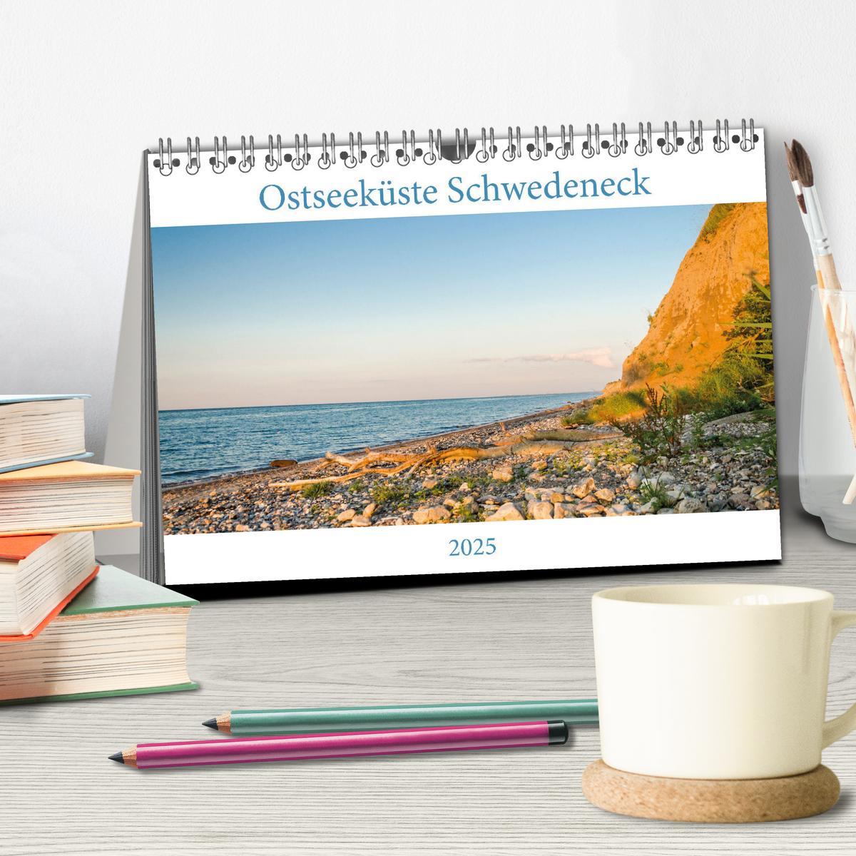 Beispielinhalt (Bild) Ostseeküste Schwedeneck 2025 (Tischkalender 2025 DIN A5 quer), CALVENDO Monatskalender