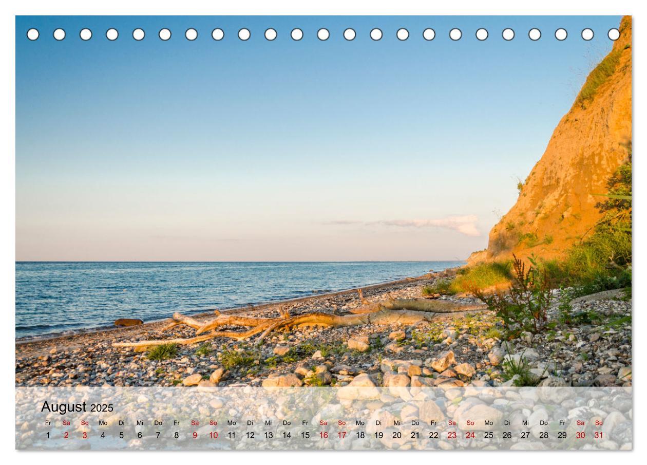 Beispielinhalt (Bild) Ostseeküste Schwedeneck 2025 (Tischkalender 2025 DIN A5 quer), CALVENDO Monatskalender
