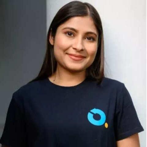 Autorenbild Unraveling Cooperation: A Model that Captures Subjects' Behavior Beyond Markov Equilibrium