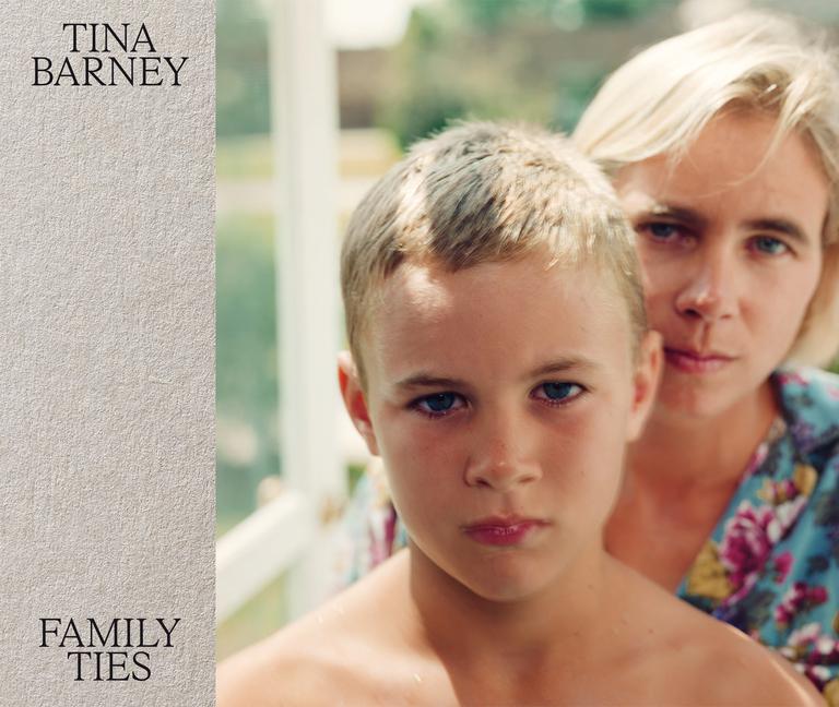 Vorderes Coverbild Tina Barney: Family Ties