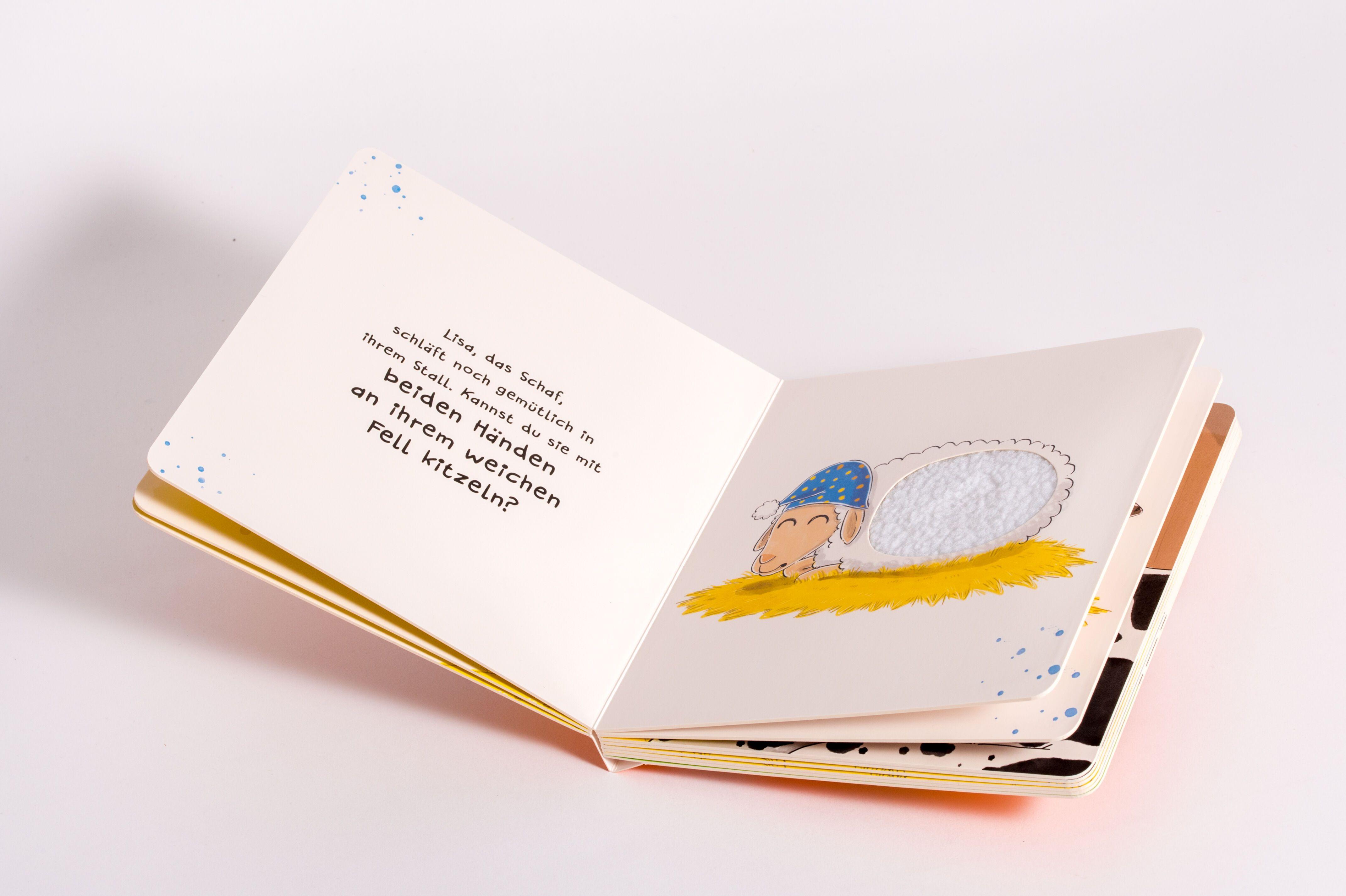 Beispielinhalt (Bild) Weck die Bauernhoftiere - Ein Fühl-Mitmachbuch