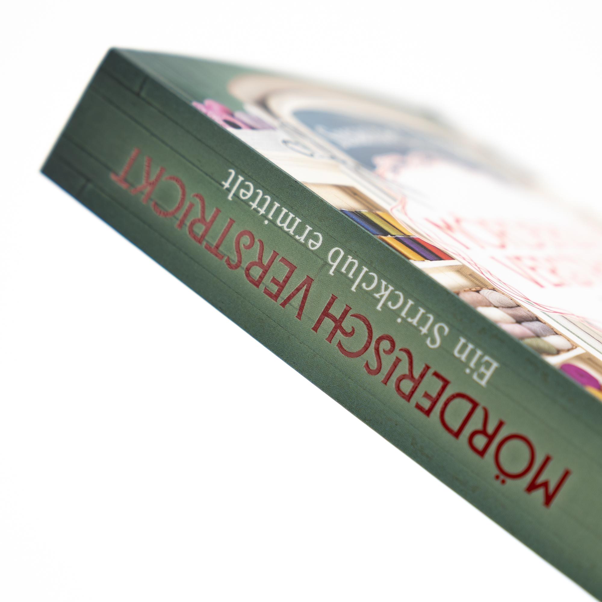 Beispielinhalt (Bild) Mörderisch verstrickt - Ein Strickclub ermittelt