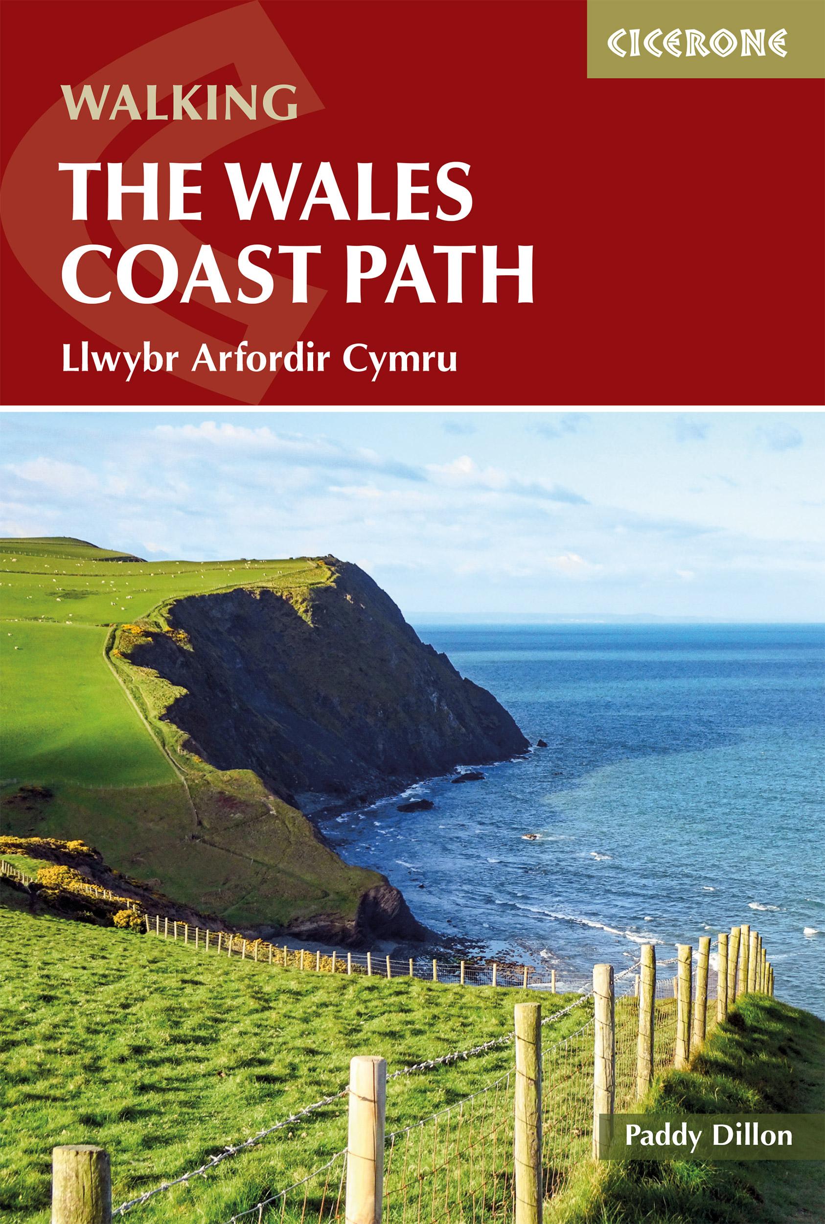 Vorderes Coverbild Walking the Wales Coast Path