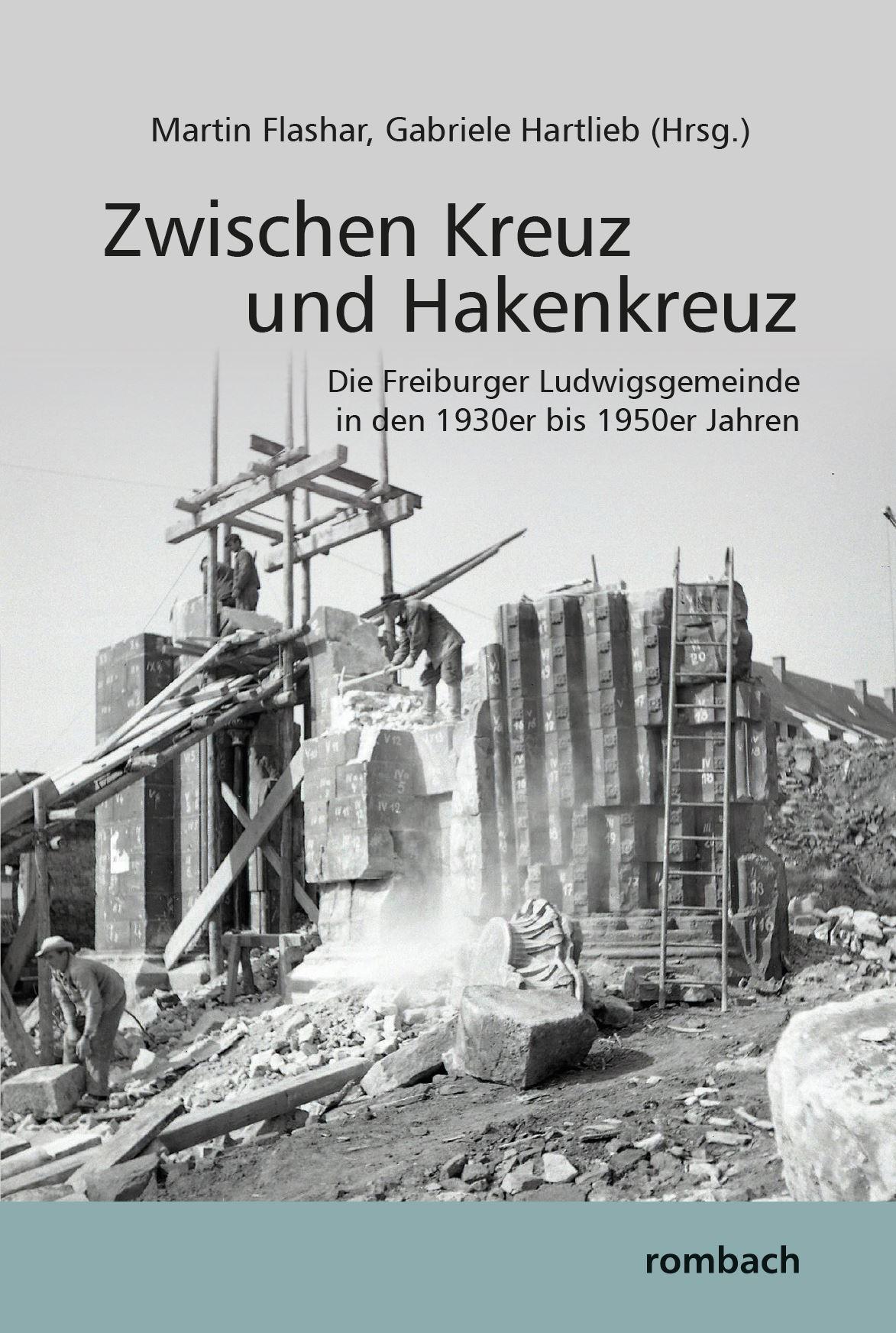 Vorderes Coverbild Zwischen Kreuz und Hakenkreuz