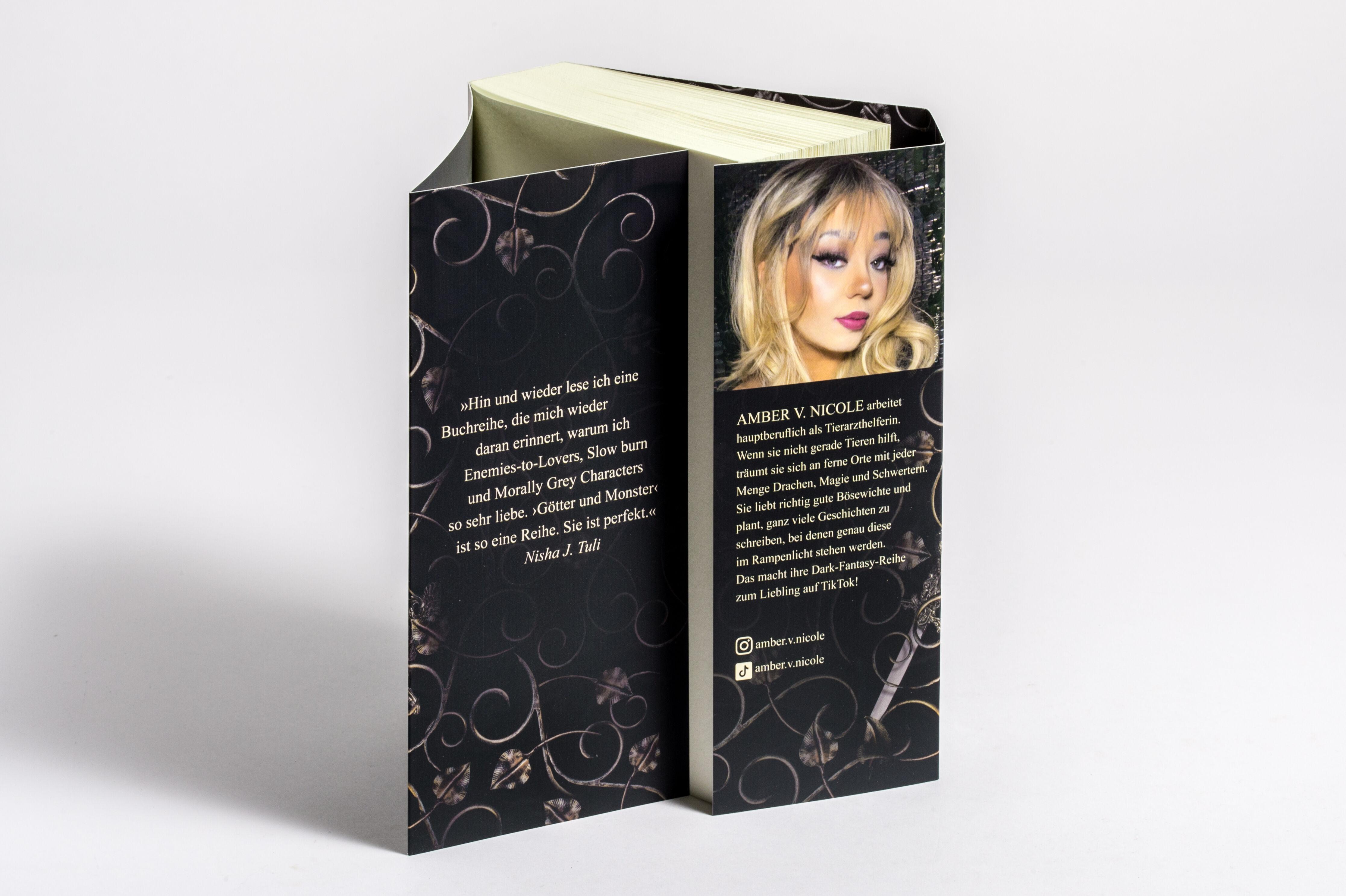 Beispielinhalt (Bild) The Book of Azrael - Götter und Monster 1