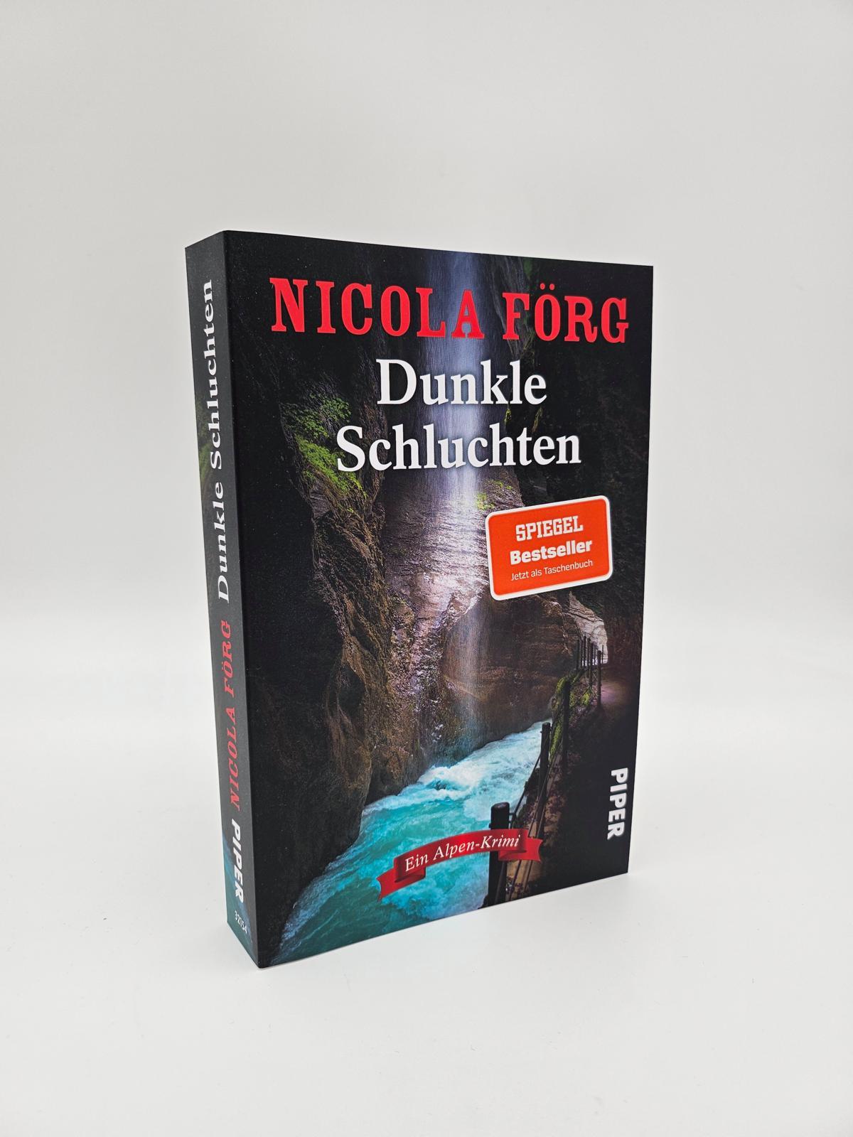 Beispielinhalt (Bild) Dunkle Schluchten