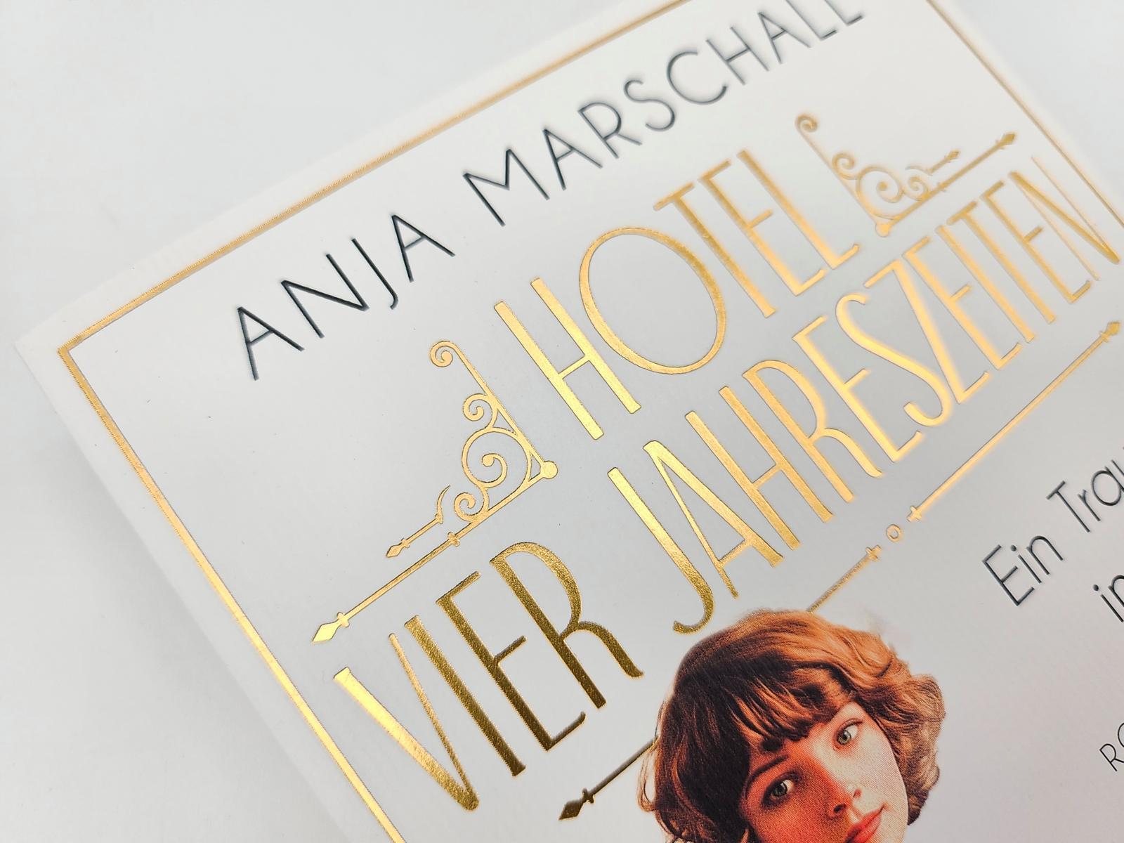 Beispielinhalt (Bild) Hotel Vier Jahreszeiten - Ein Traum in Gold