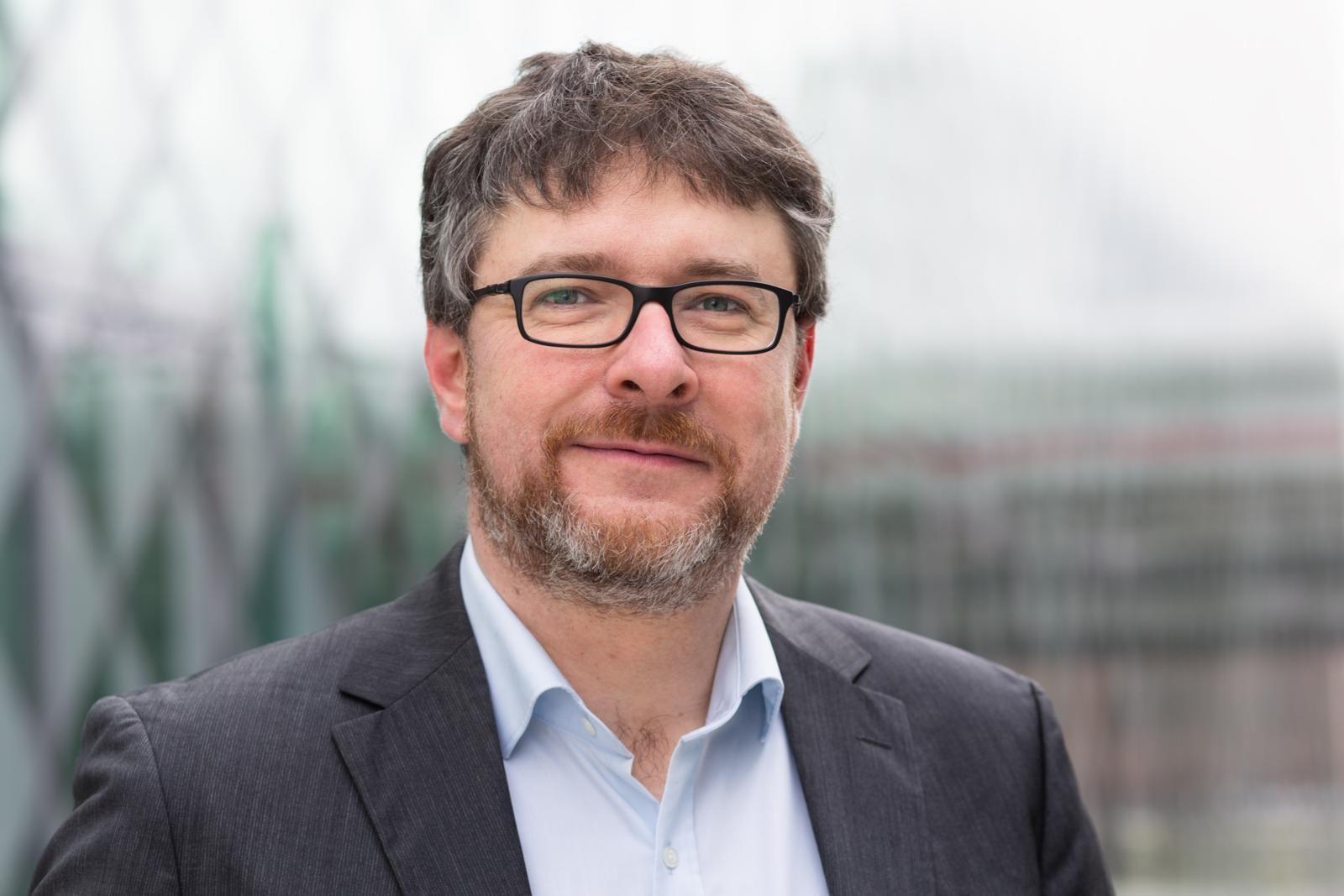 Autorenbild Armstrongs Erben