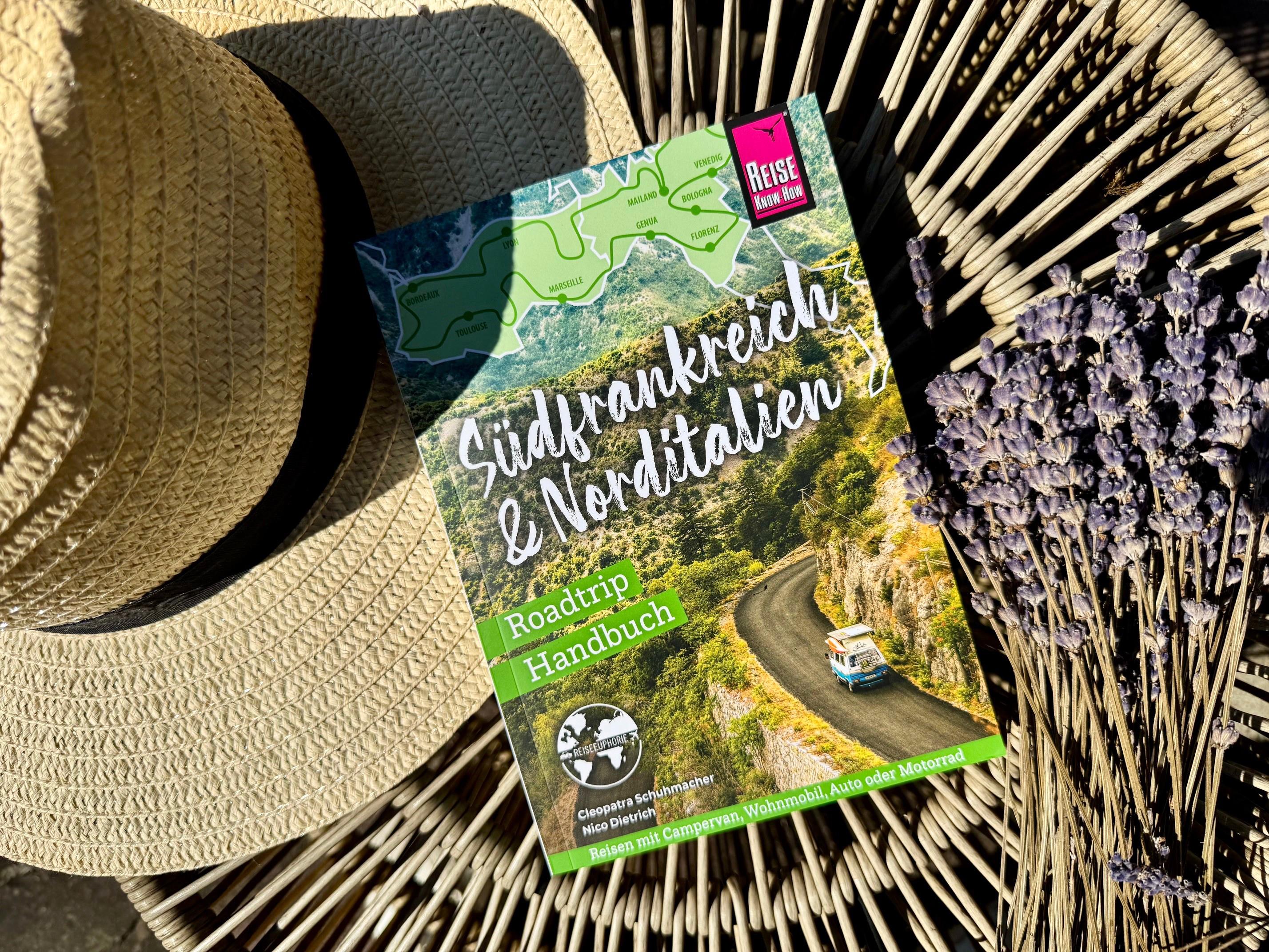Beispielinhalt (Bild) Reise Know-How Roadtrip Handbuch Südfrankreich & Norditalien