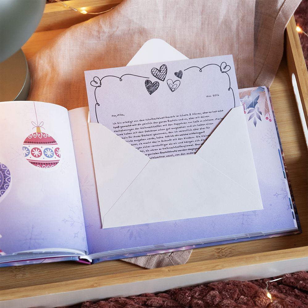 Beispielinhalt (Bild) Find me between Christmas trees