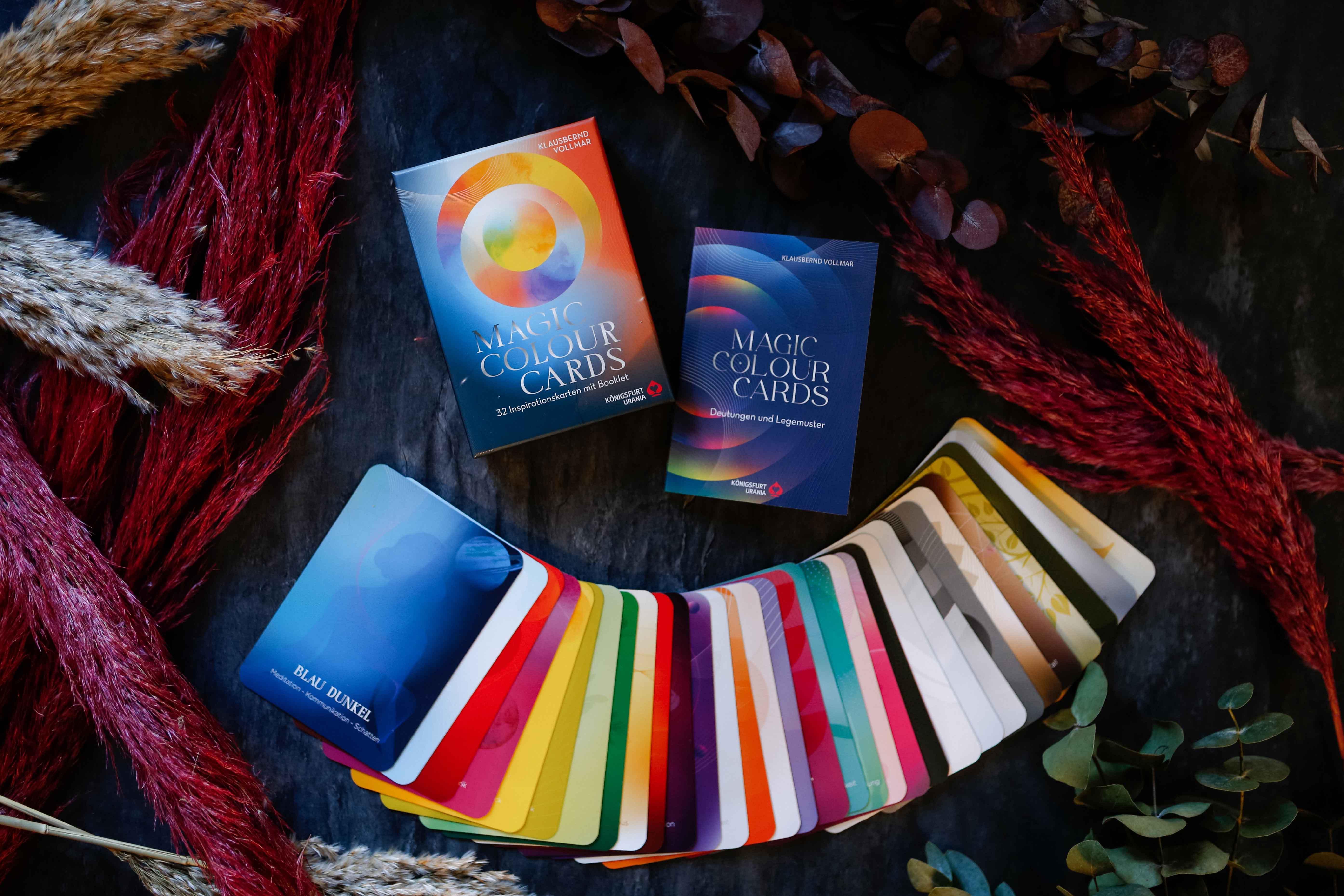 Beispielinhalt (Bild) Magic Colours Cards - 32 Inspirationskarten mit Booklet