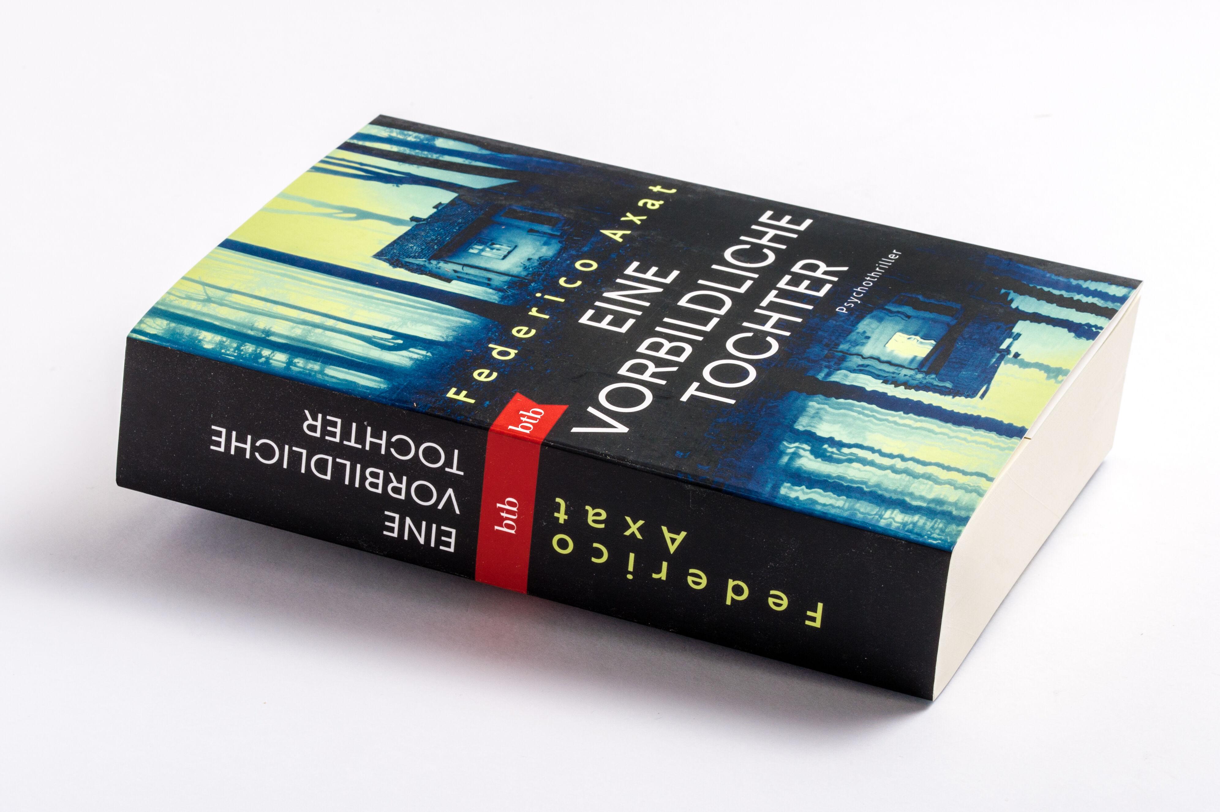 Beispielinhalt (Bild) Eine vorbildliche Tochter