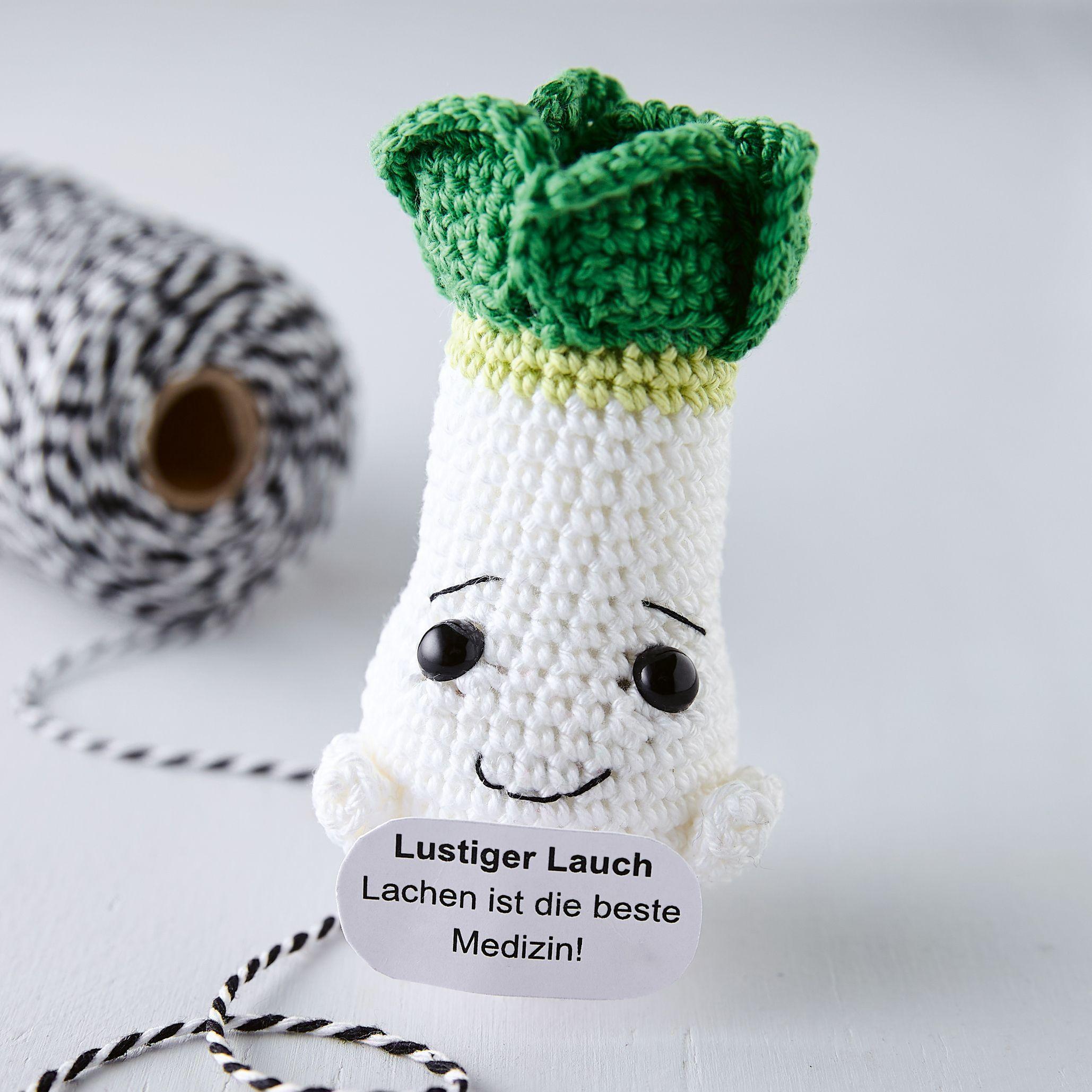 Beispielinhalt (Bild) Emotional Support Veggies. Kleine Häkelfiguren mit positiven Botschaften