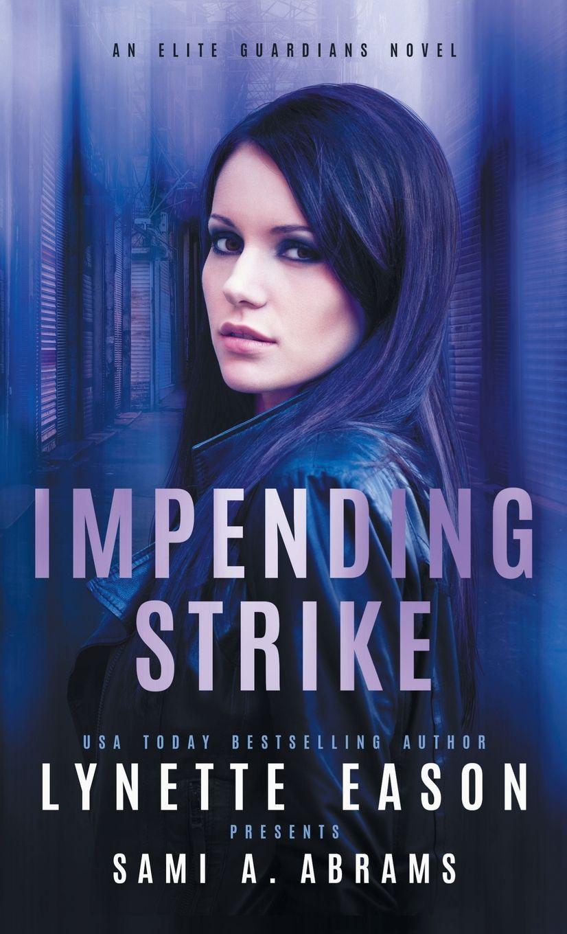 Vorderes Coverbild Impending Strike