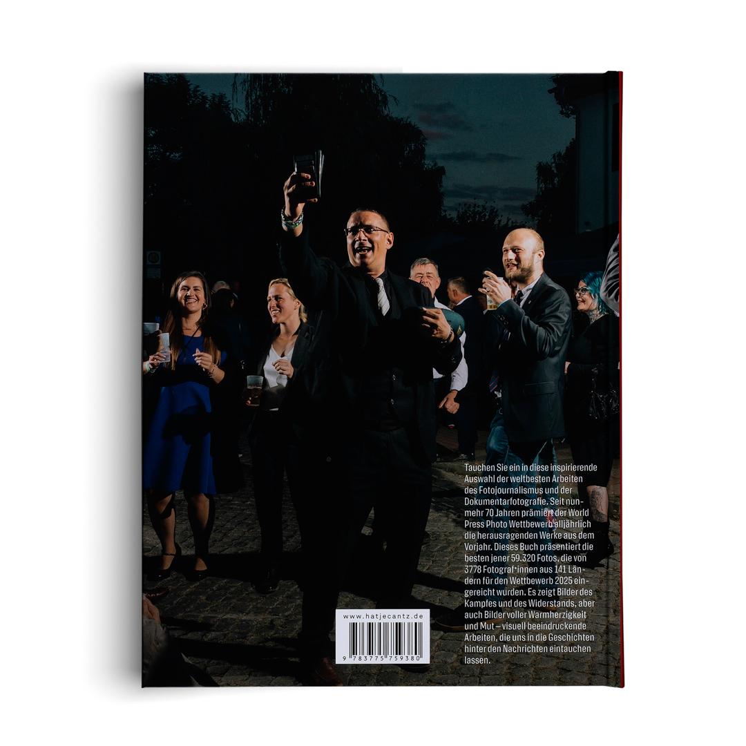 Beispielinhalt (Bild) World Press Photo Yearbook 2025, deutschsprachige Ausgabe
