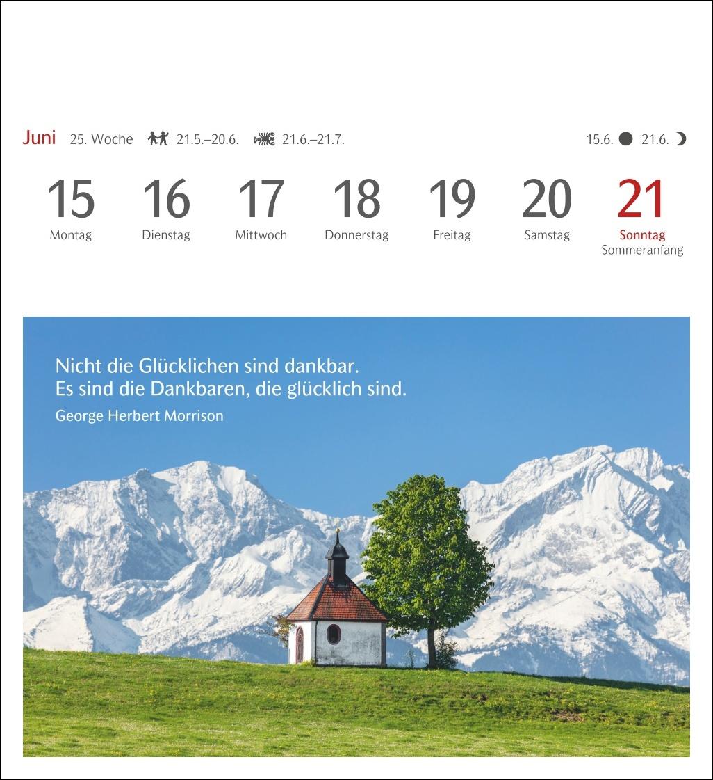 Beispielinhalt (Bild) Momente des Glücks Postkartenkalender 2026 - Wochenkalender mit Zitaten, mit 53 Postkarten