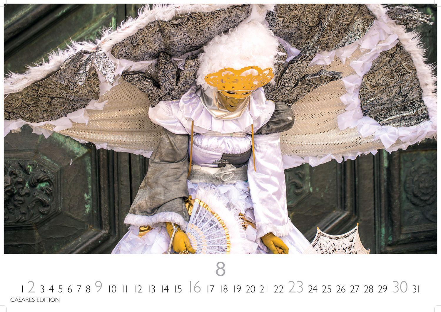 Beispielinhalt (Bild) Venedig Karneval Kalender 2026 - Wandkalender | Fotokalender Italien 24x35 cm -. mit Karneval-Fotos, fantasievollen Masken und Kostümen