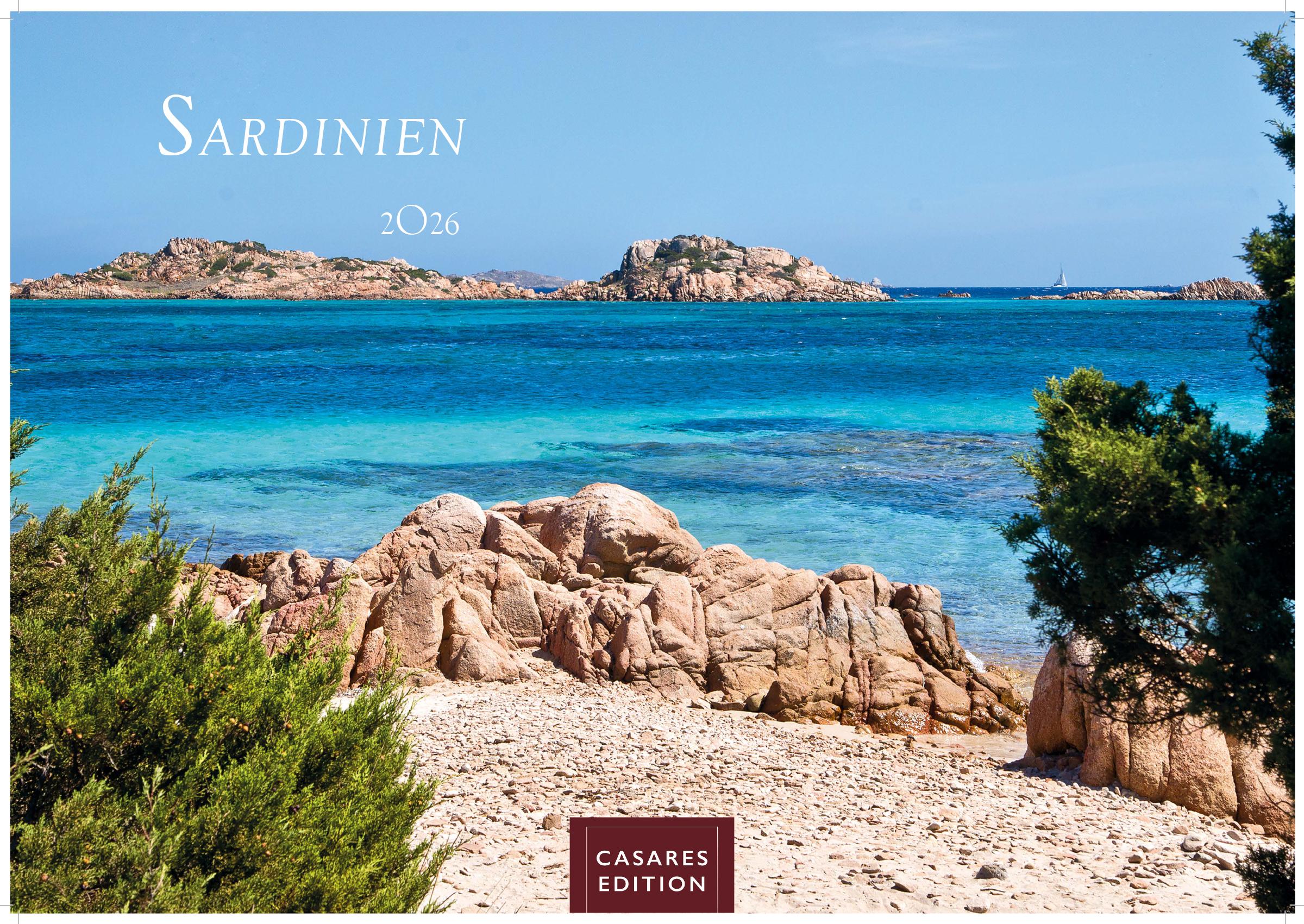 Vorderes Coverbild Sardinien Kalender 2026 - Wandkalender | Fotokalender Italien 24x35 cm - mit 12 traumhaften Motiven der Mittelmeerinsel.