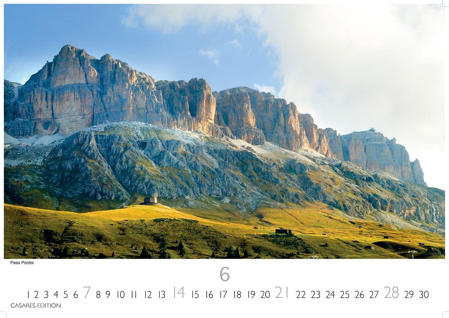 Beispielinhalt (Bild) Südtirol Kalender 2026 - Wandkalender | Fotokalender Italien 24x35cm - 12 eindrucksvolle Fotografien aus Südtirol